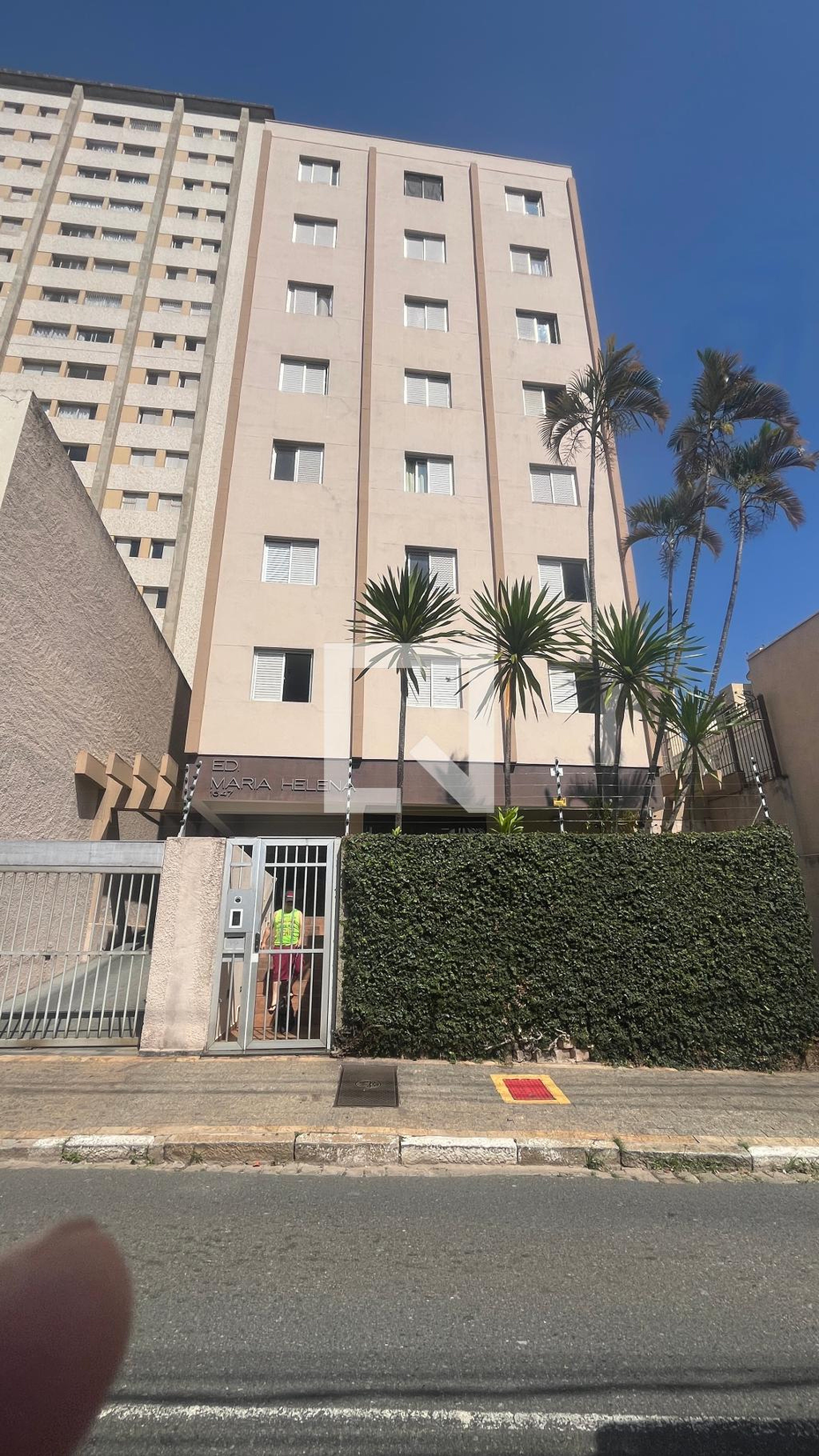 Fachada Condomínio em Rua Luzitana, 1647