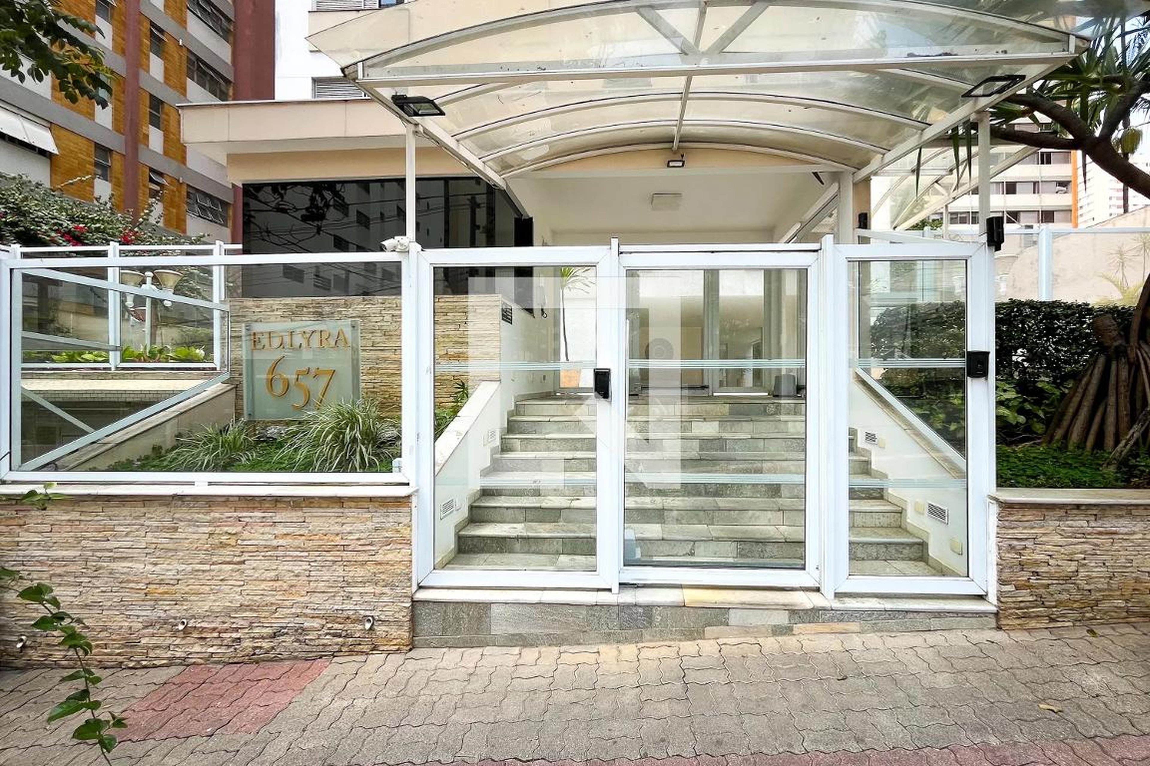 Fachada Edifício Lyra