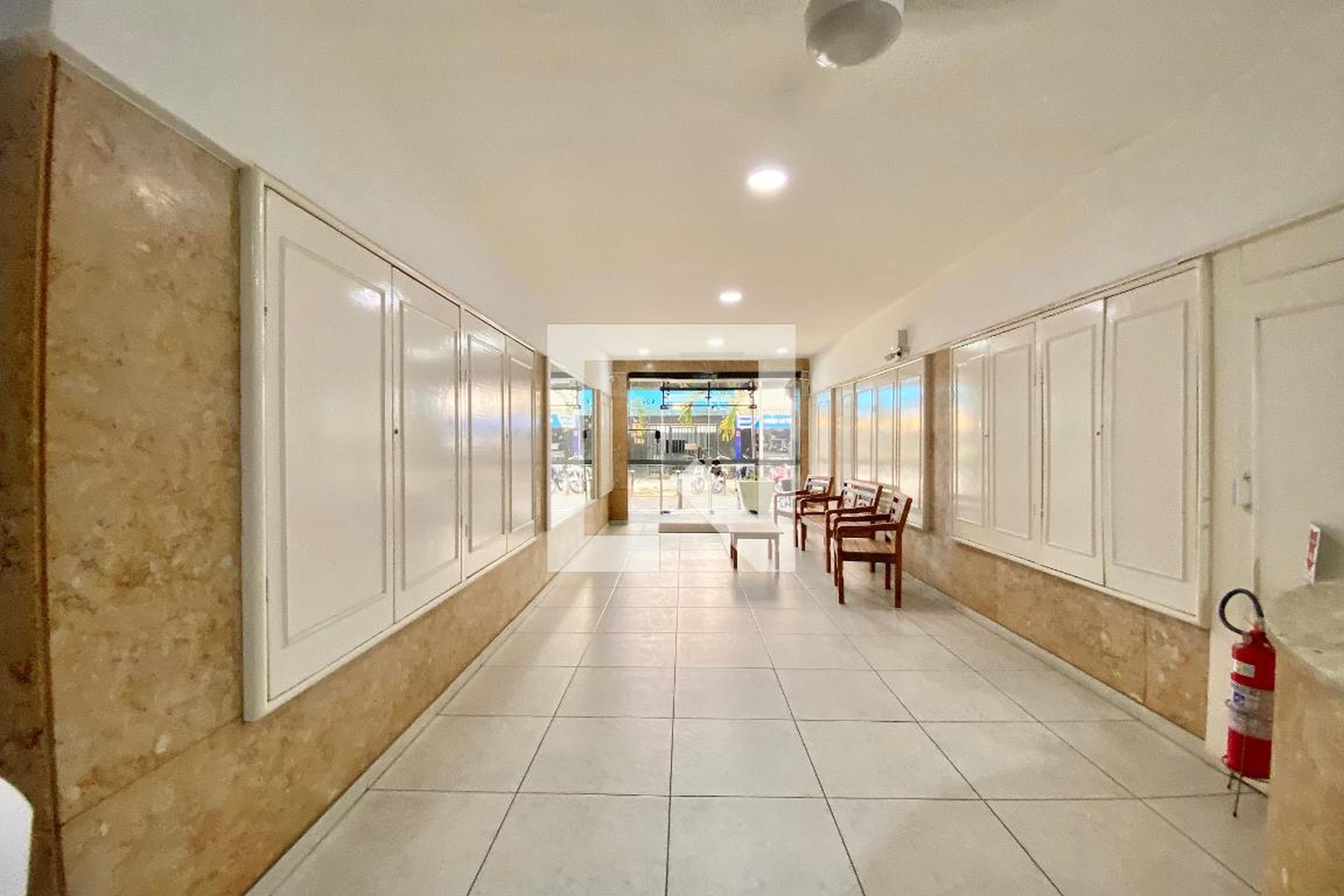 Hall de entrada - Carvalho de Mendonça