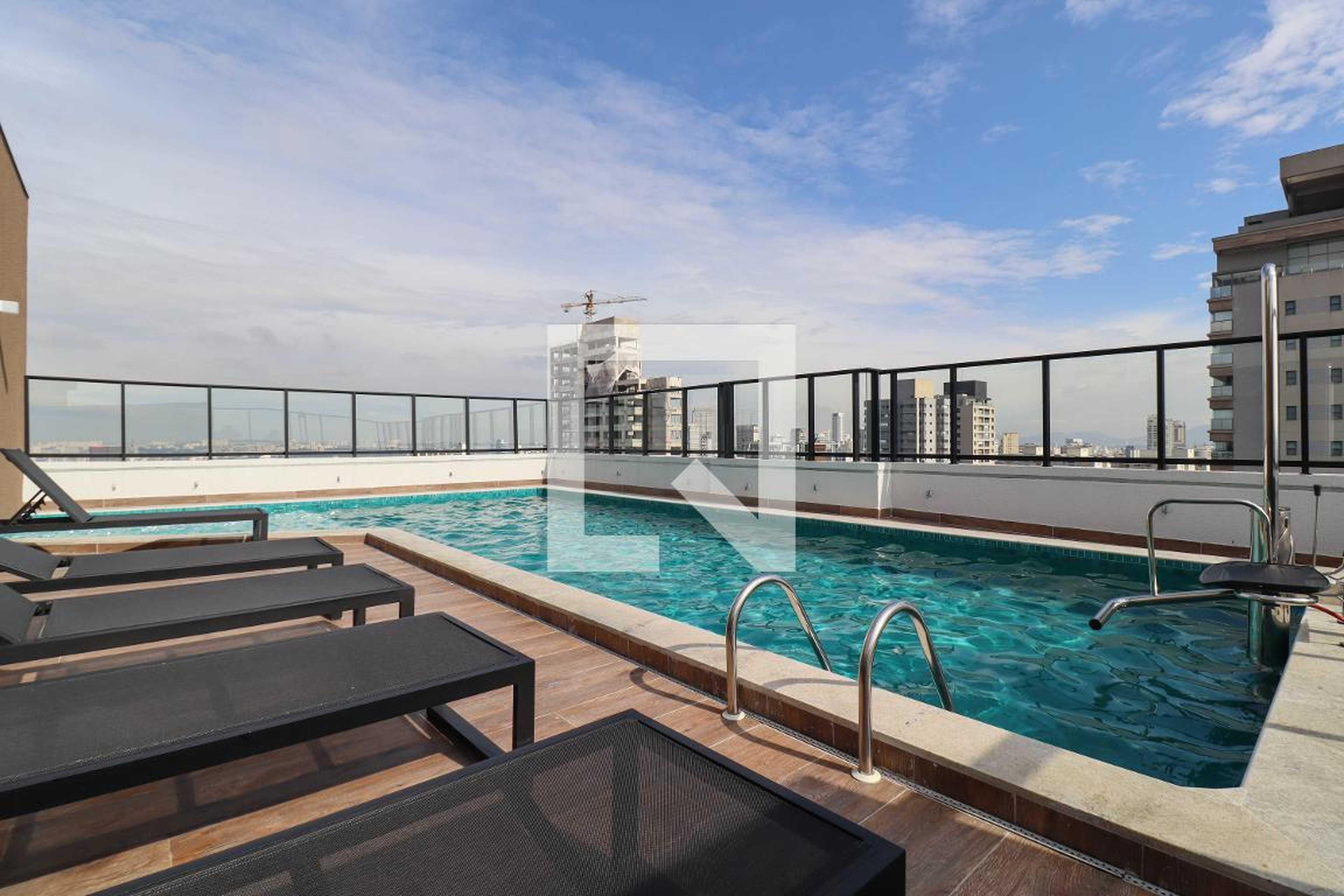 Piscina - Wire Capote Valente MF7