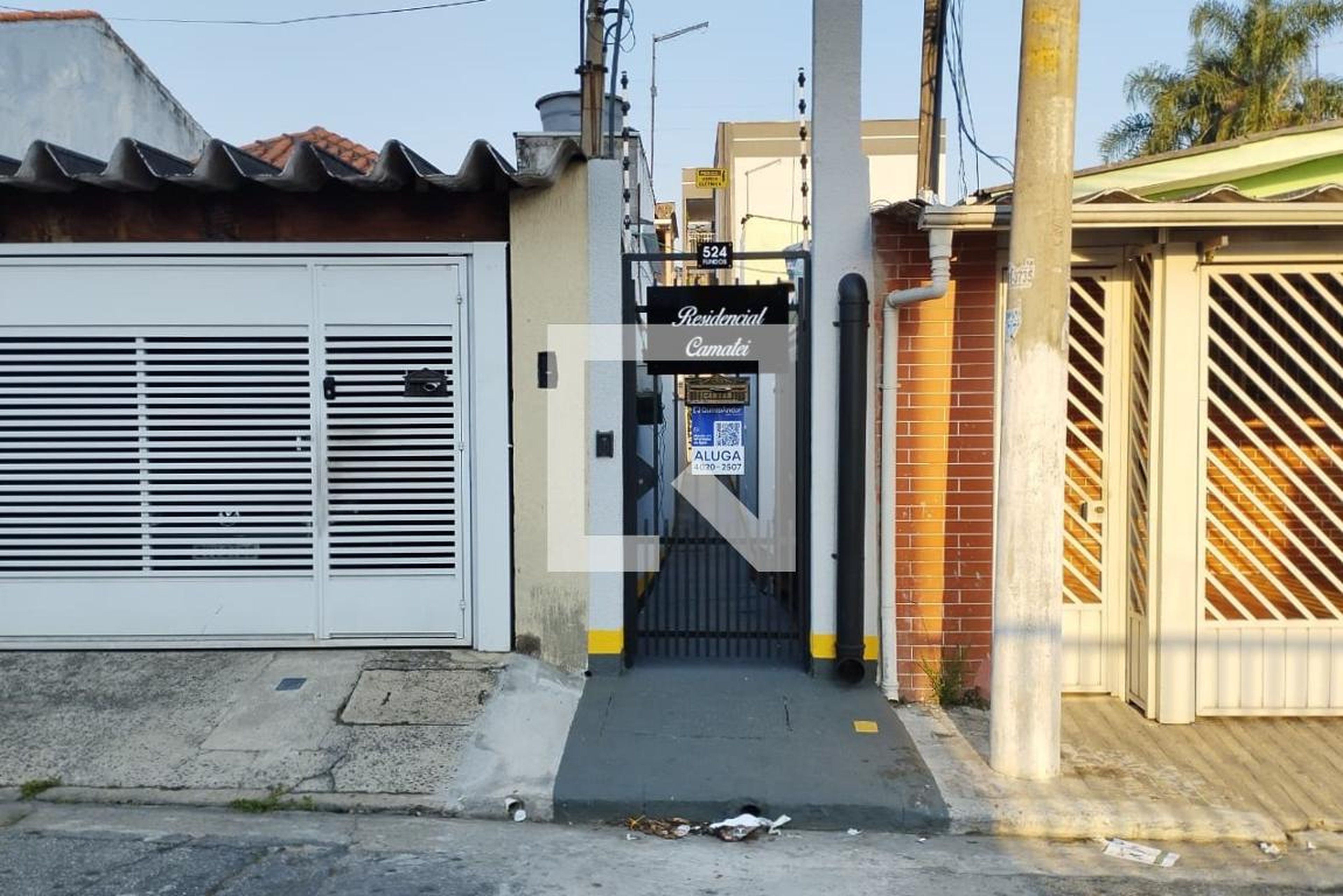Fachada Condomínio em Rua Camatei, 524