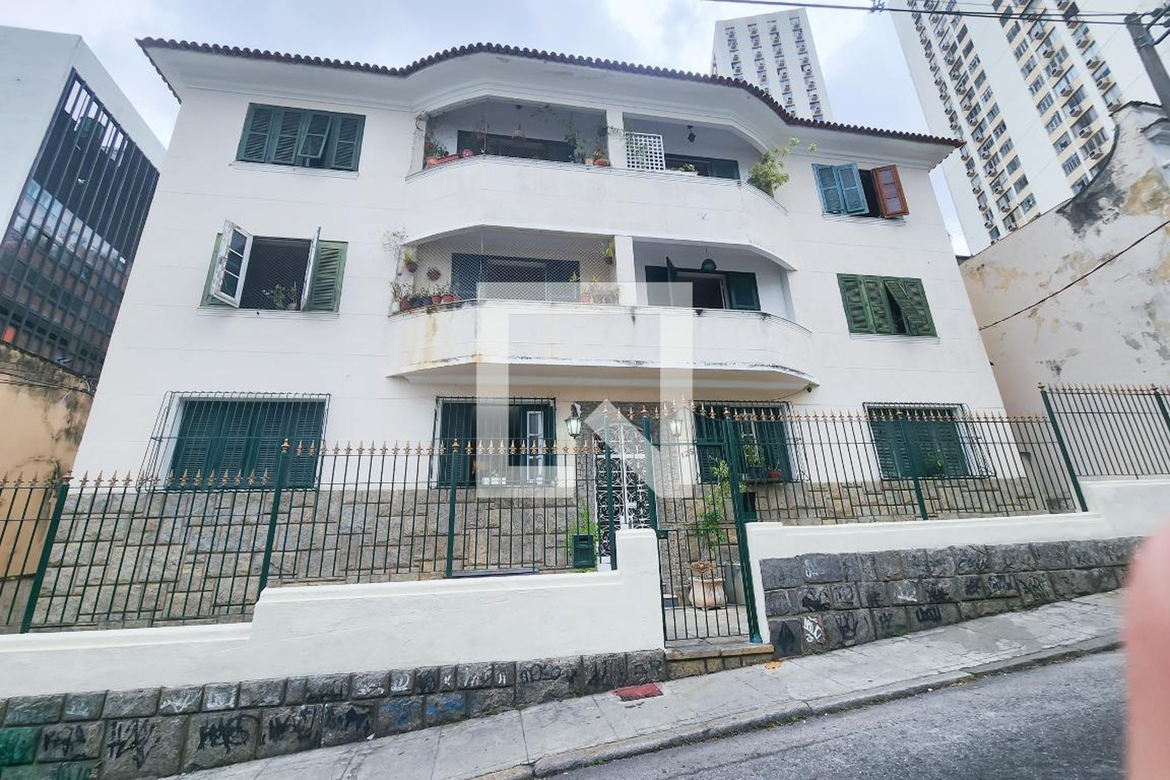 Fachada Condomínio Alberto Souza