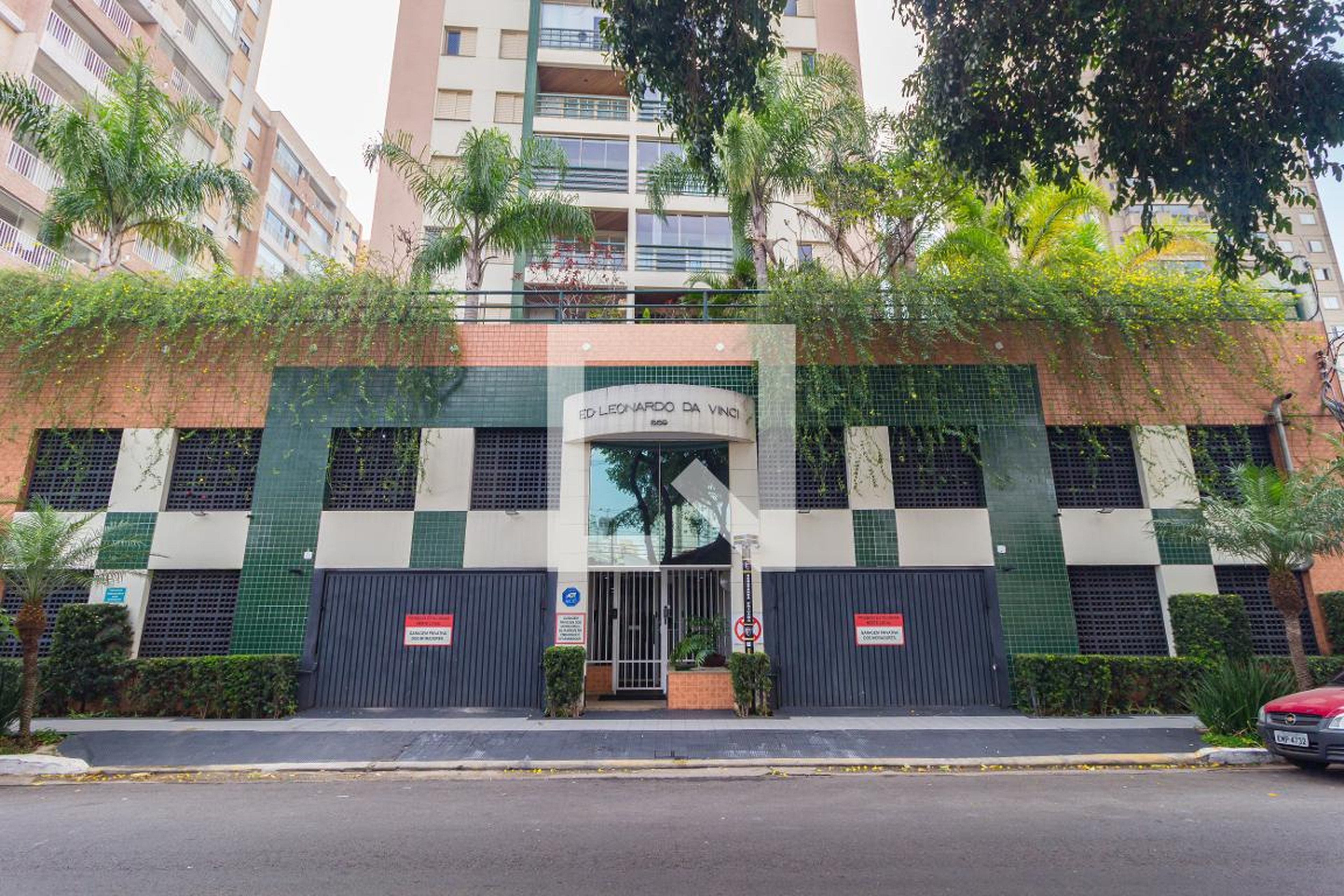 Fachada Condomínio Leonardo da Vinci