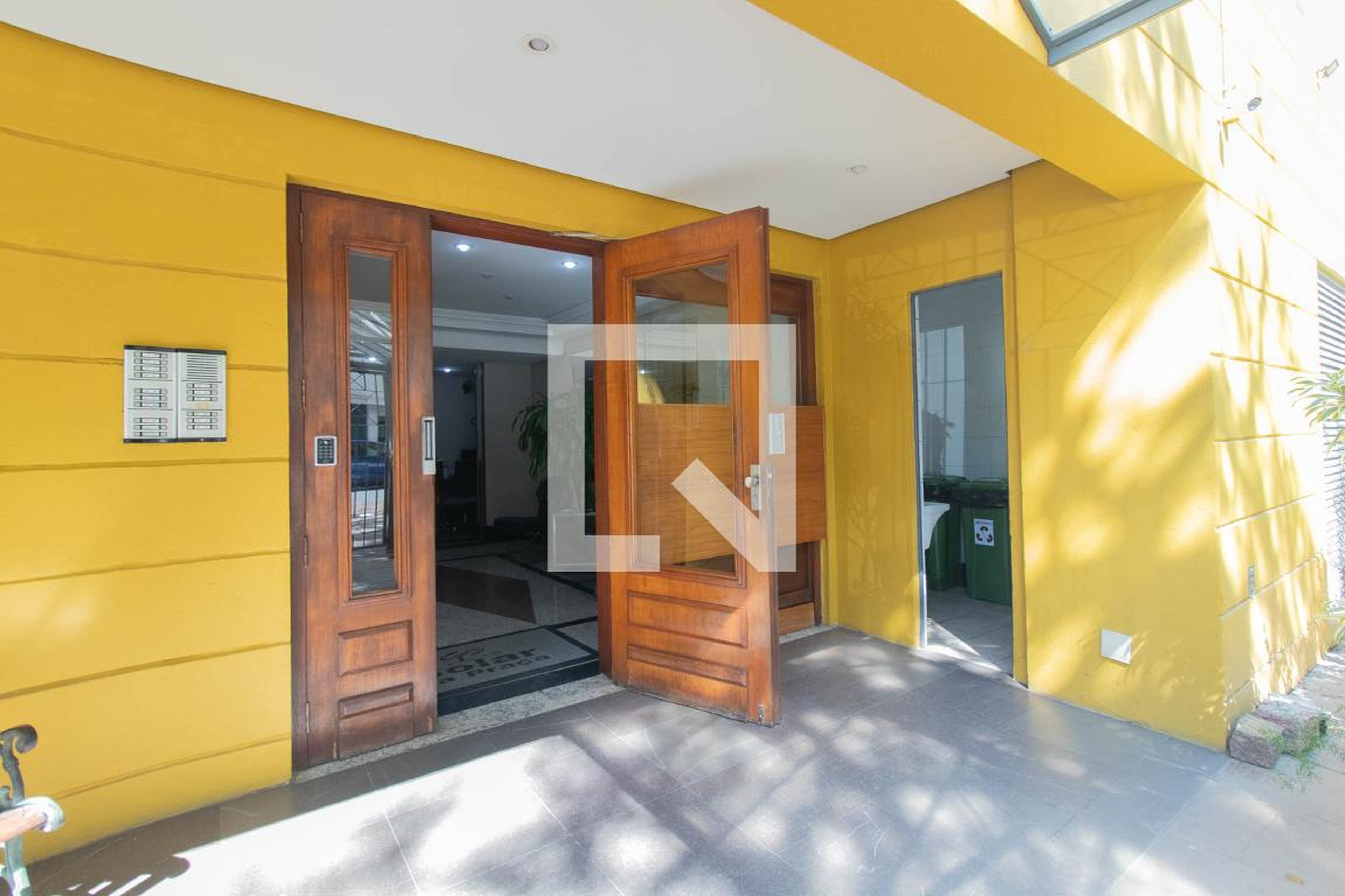 Entrada - Edificio Solar da Praça