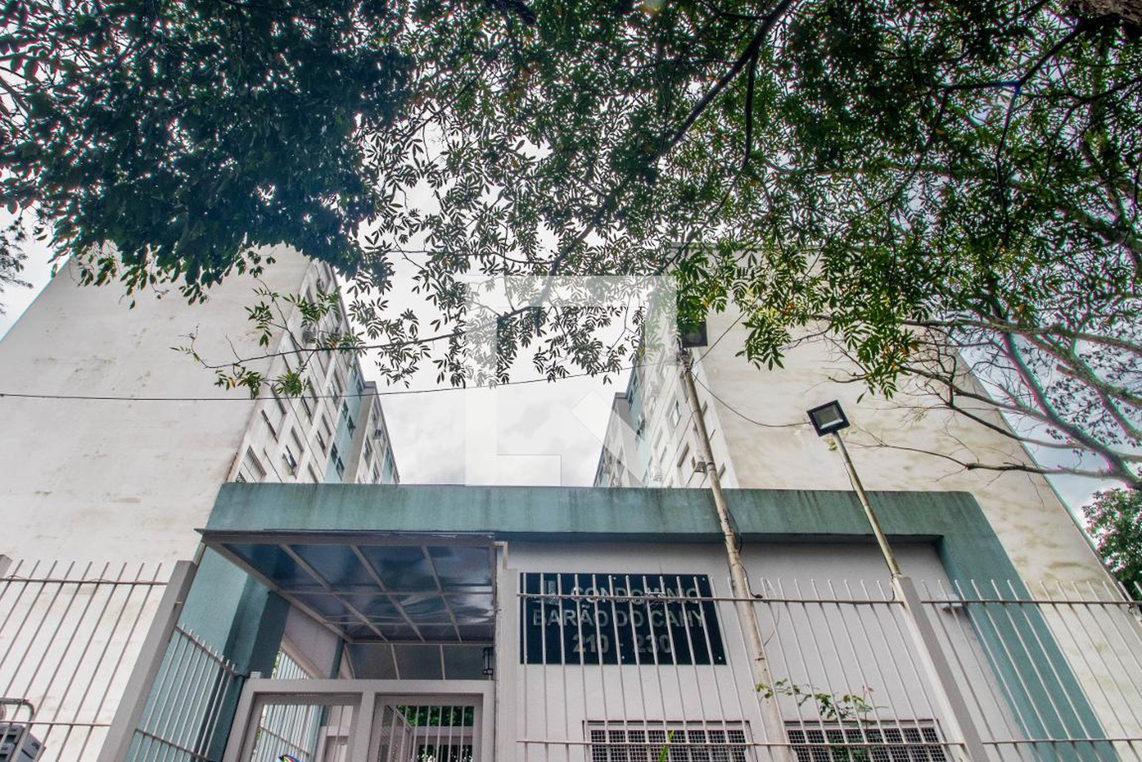 Fachada Condomínio em Avenida Engenheiro Francisco Rodolfo Simch, 800