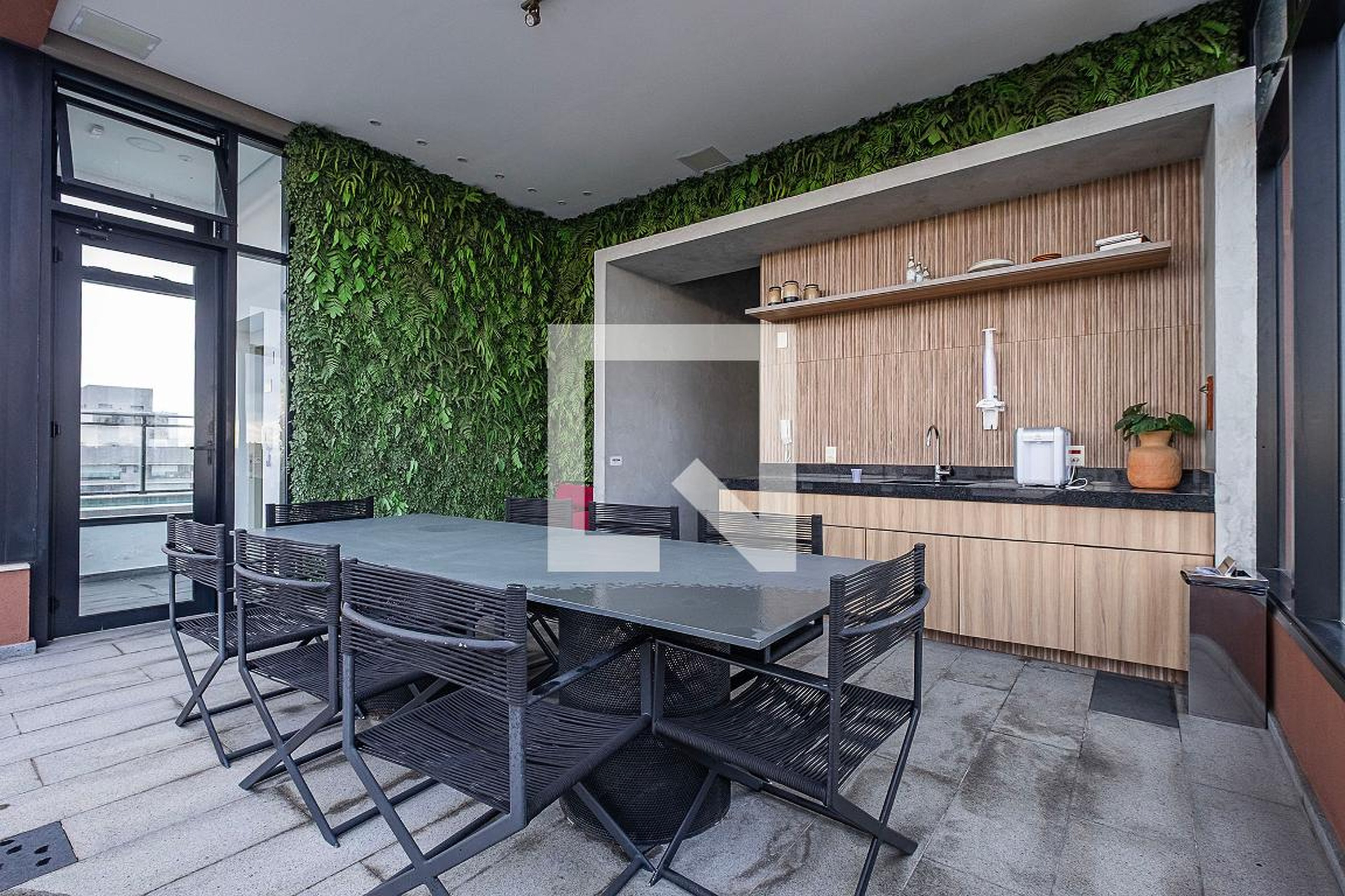 Área comum - Mourato 111