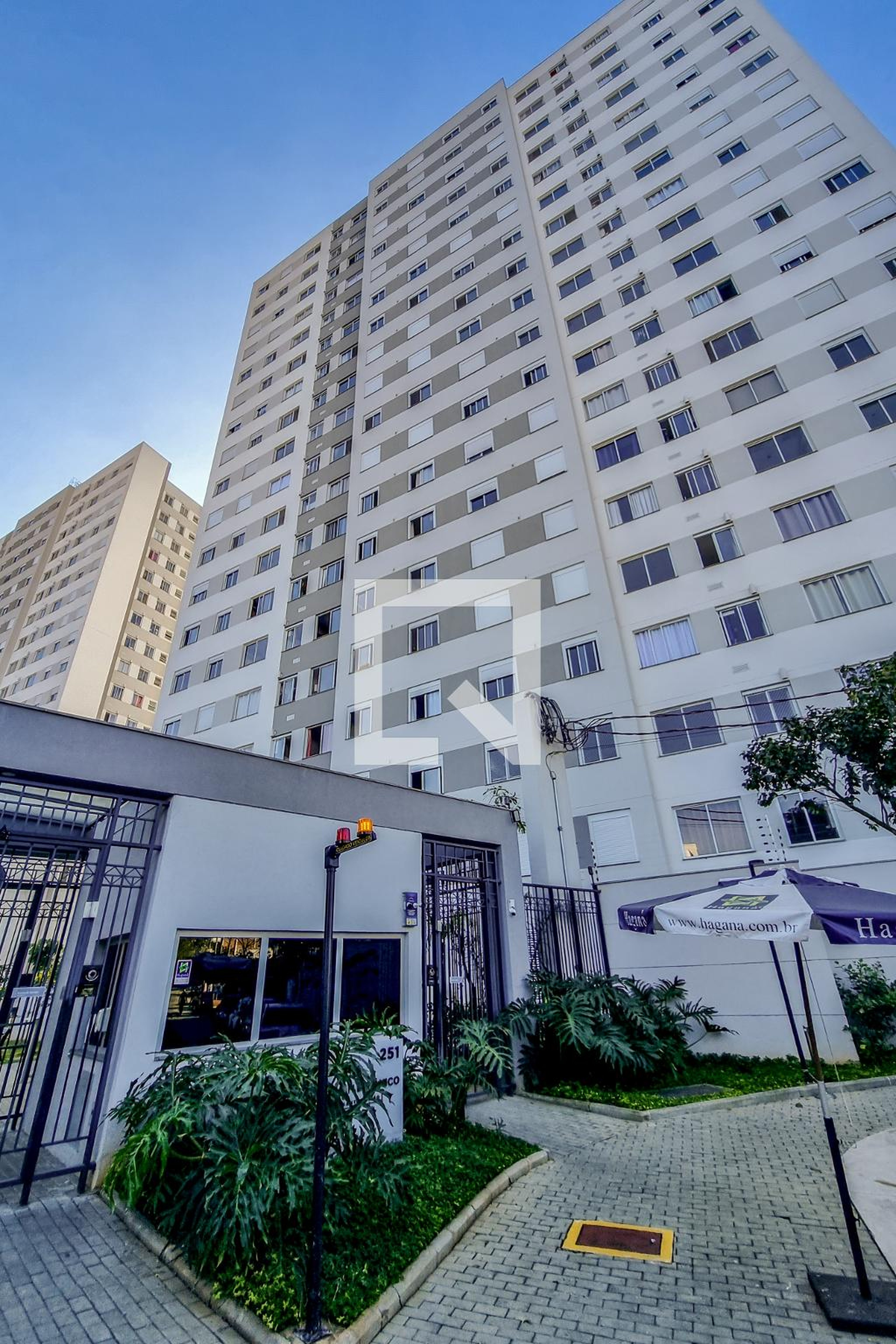 Fachada Condomínio Jardim Botânico