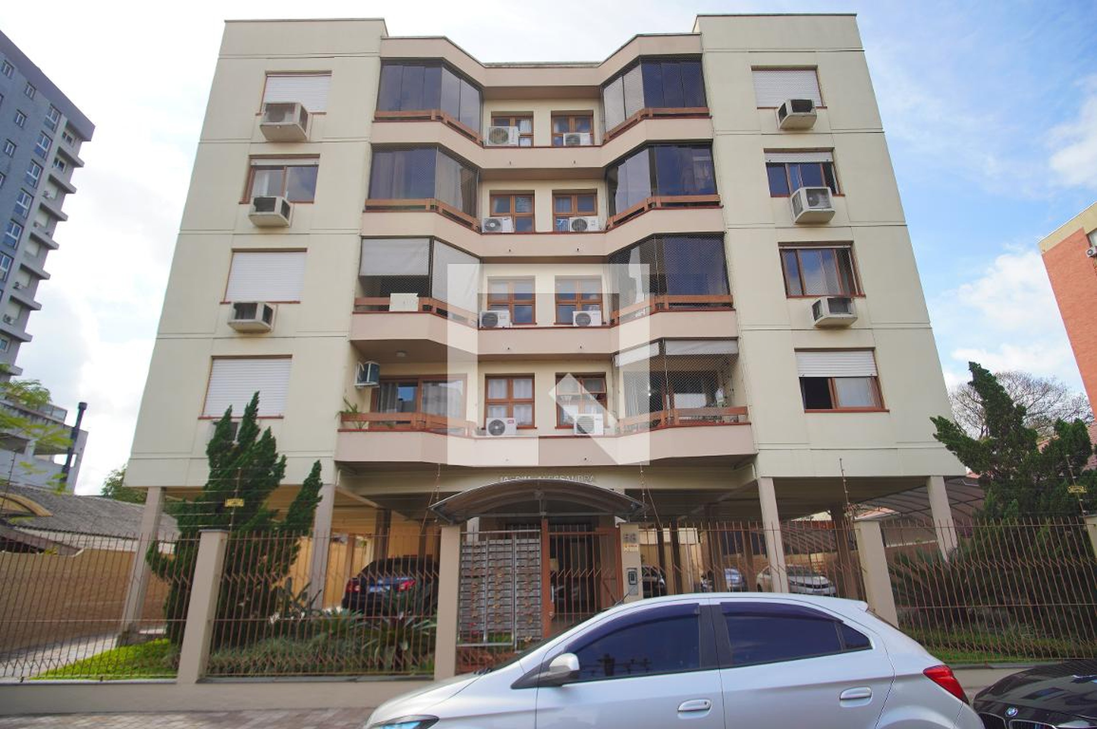 Fachada Condomínio em Rua Aimoré, 58