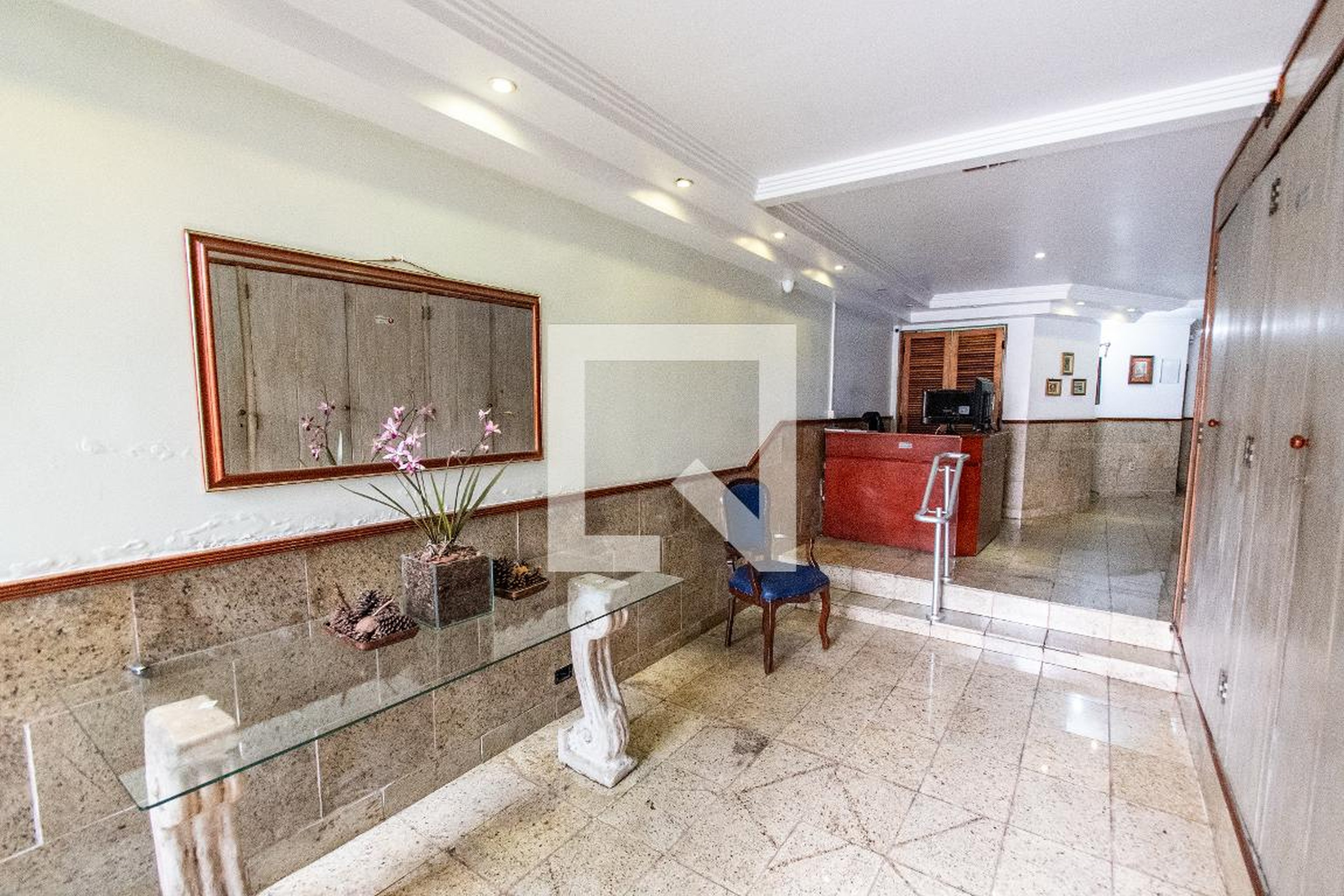 Hall de entrada - Monumento