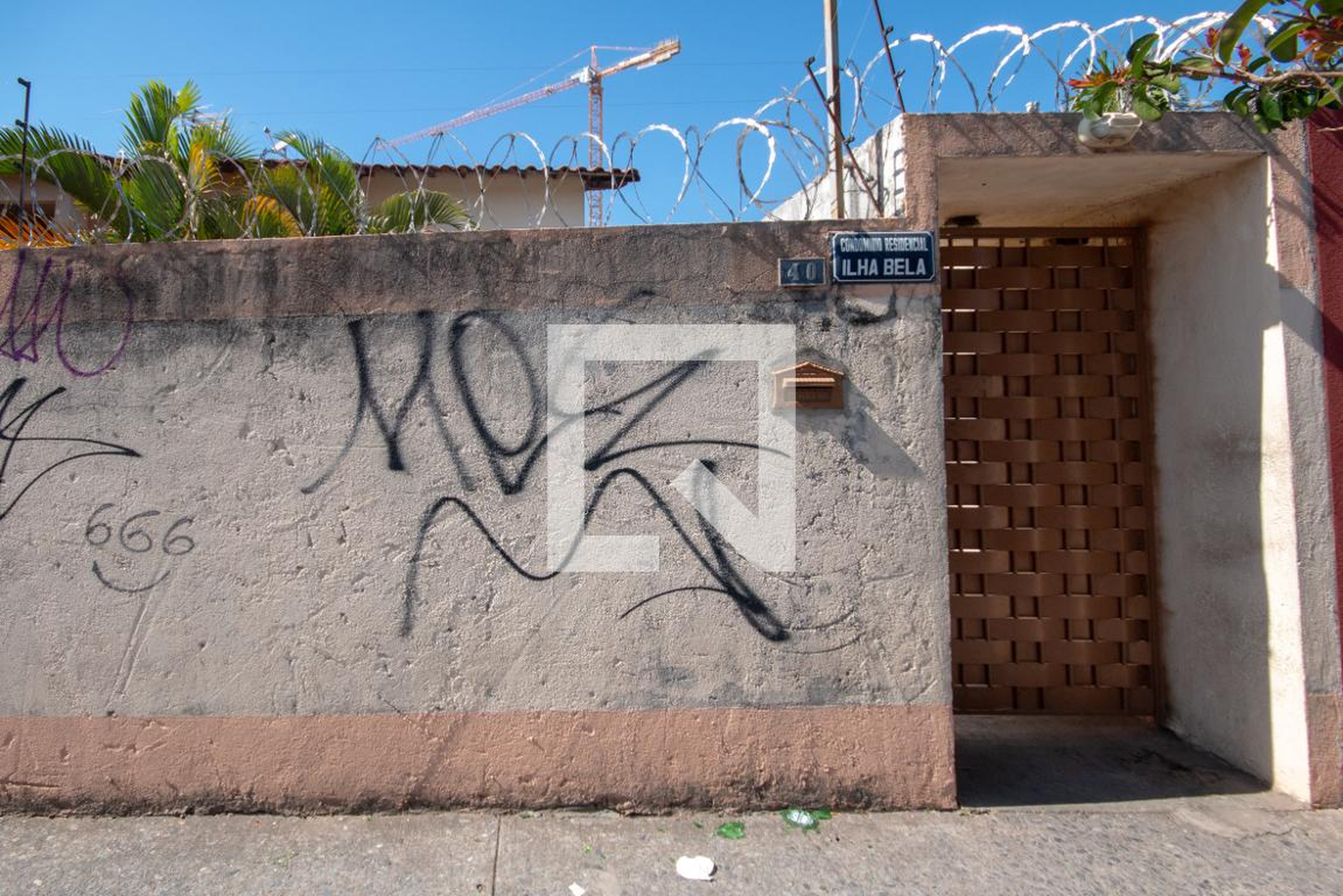 Fachada Condomínio em Rua Joaquim Clemente, 40