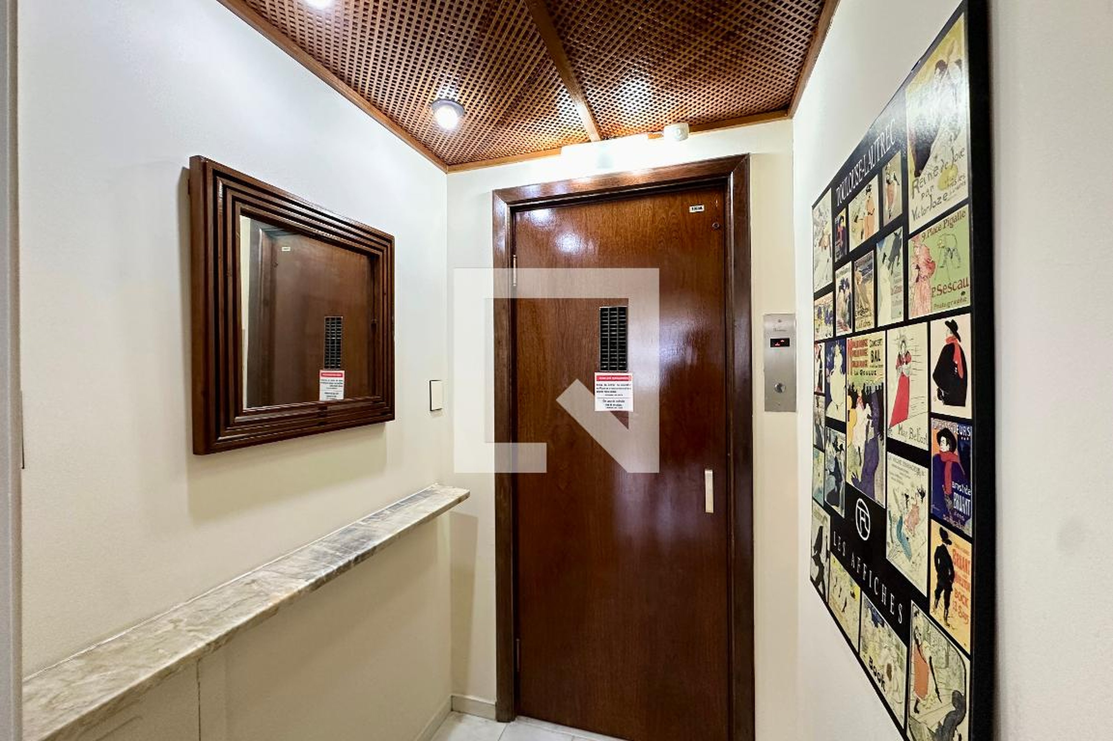 Hall de entrada - Sebastiany