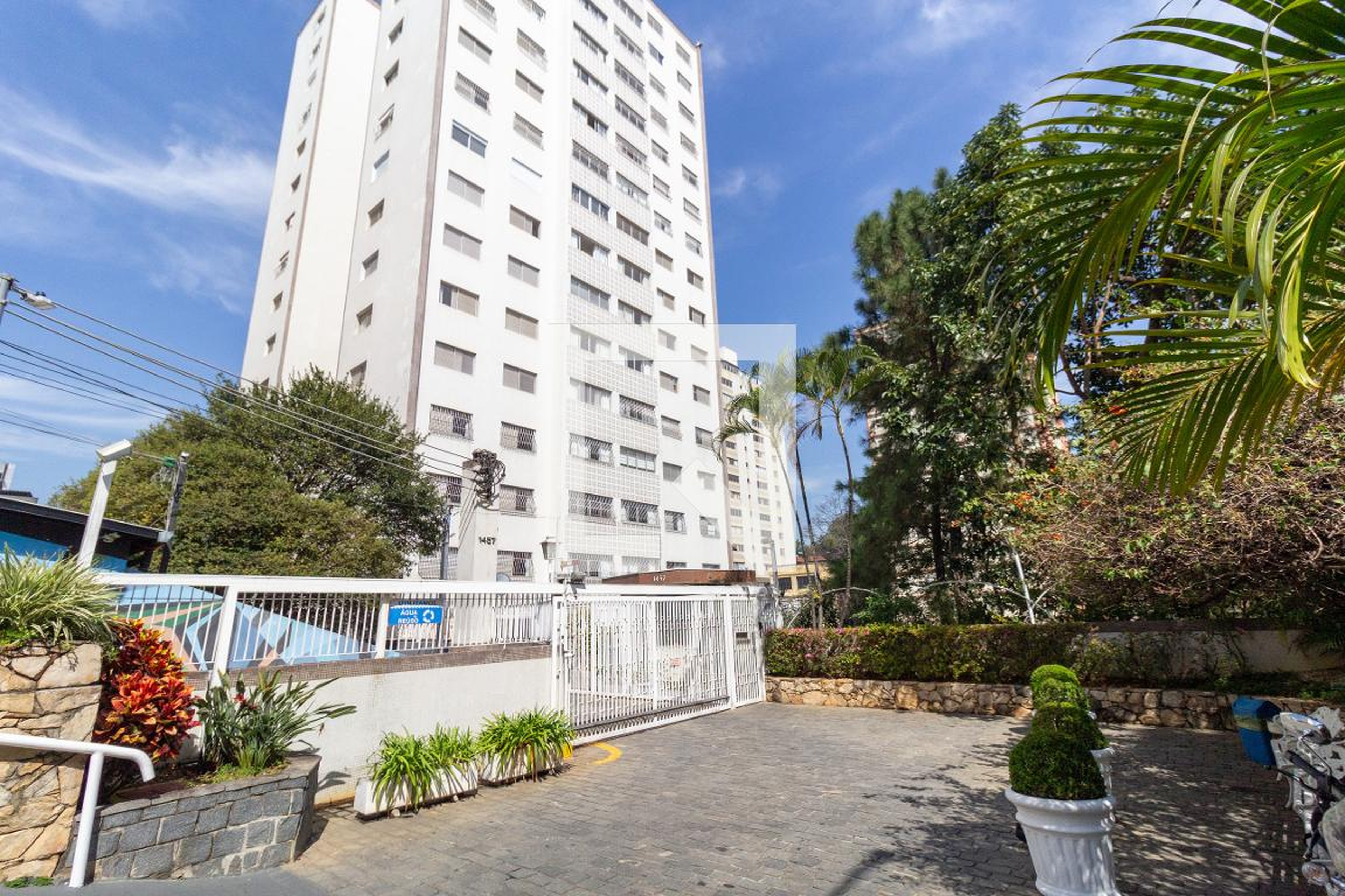 Fachada Condomínio Marques de Monte Alegre