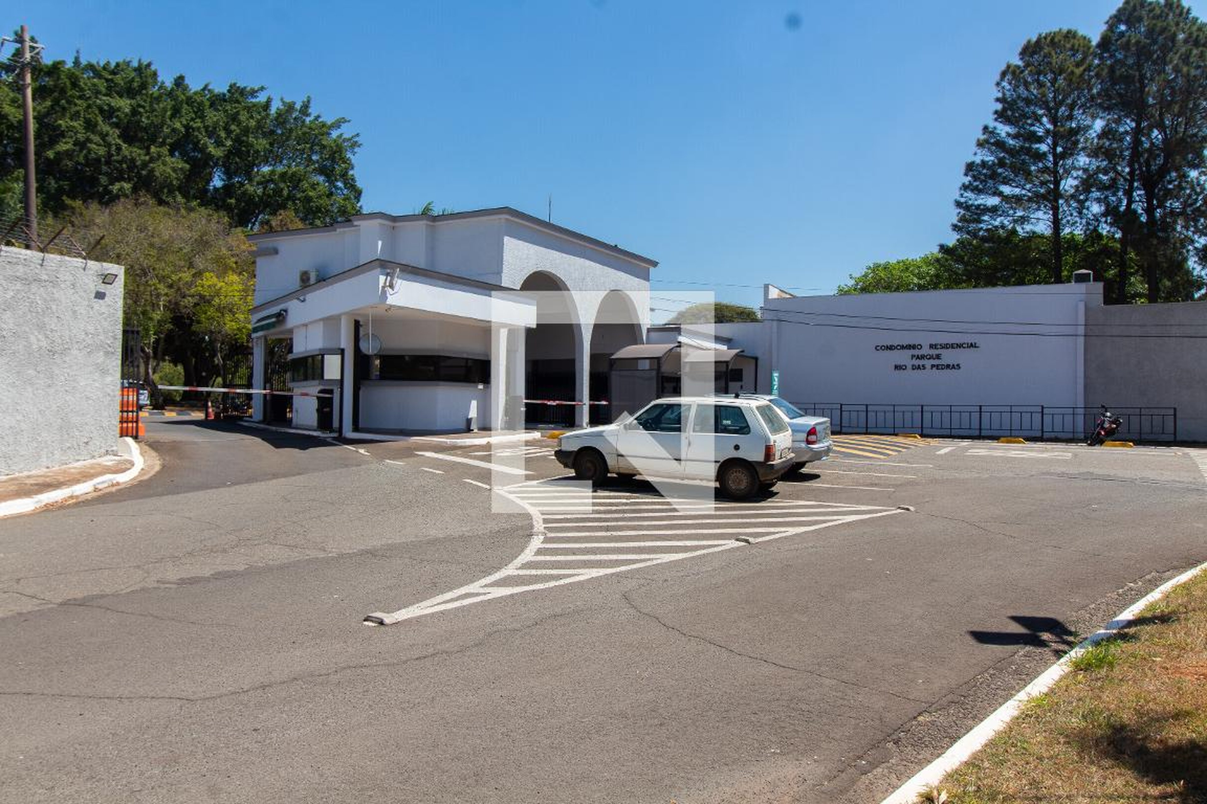 Fachada do Condomínio Residencial Parque Rio das Pedras
