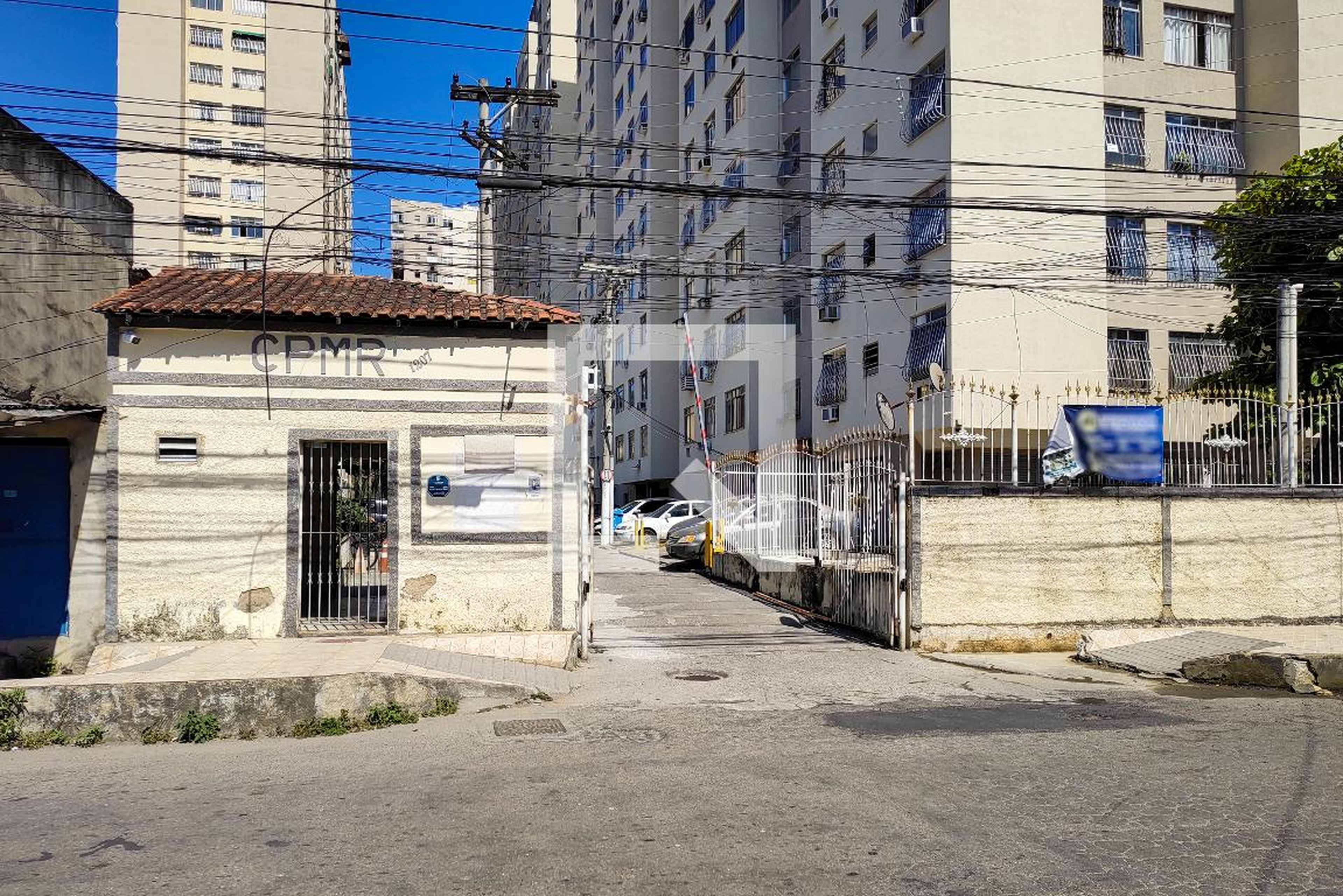 Fachada do condomínio Condomínio Parque Maria Rita