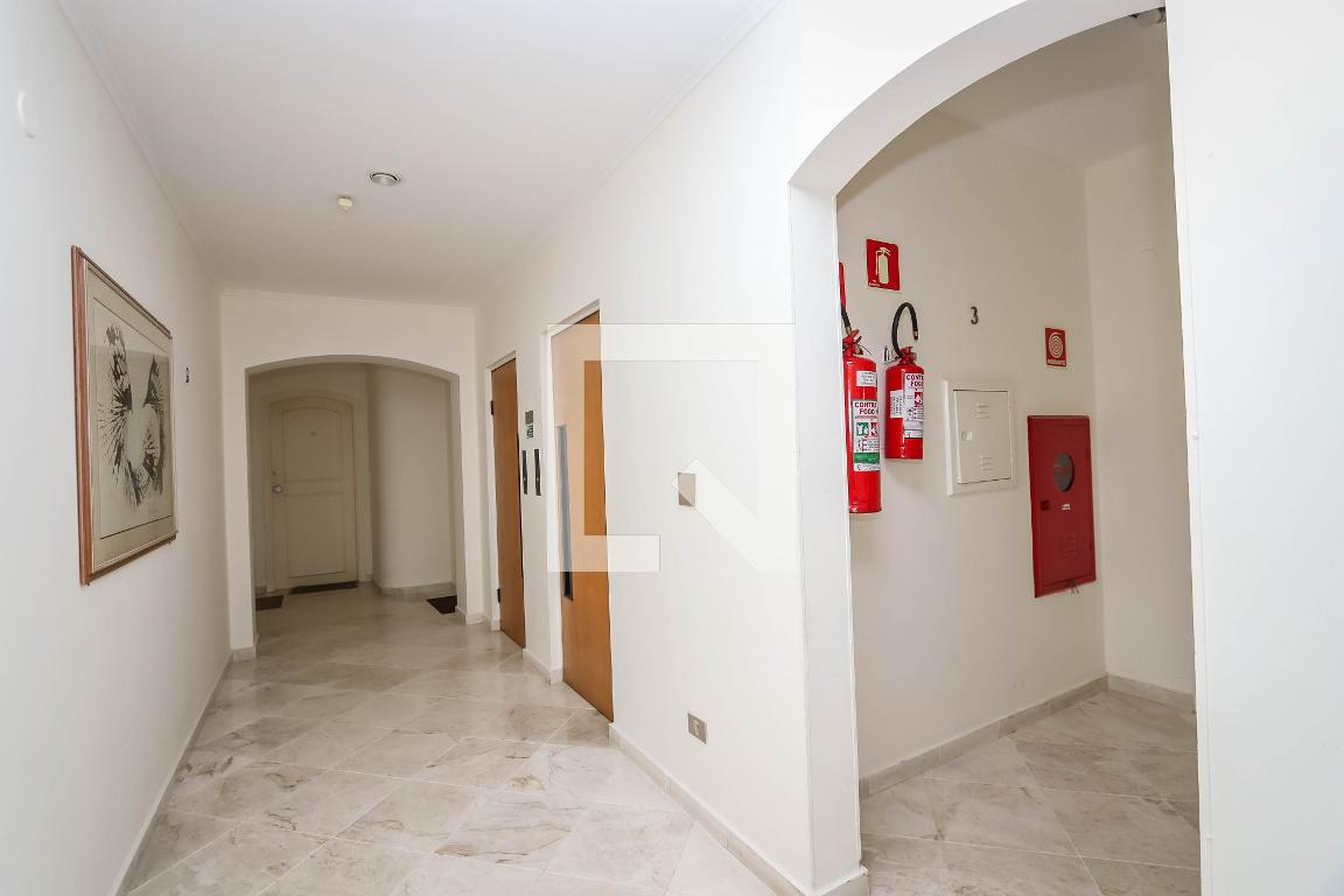 Hall social - The First Full