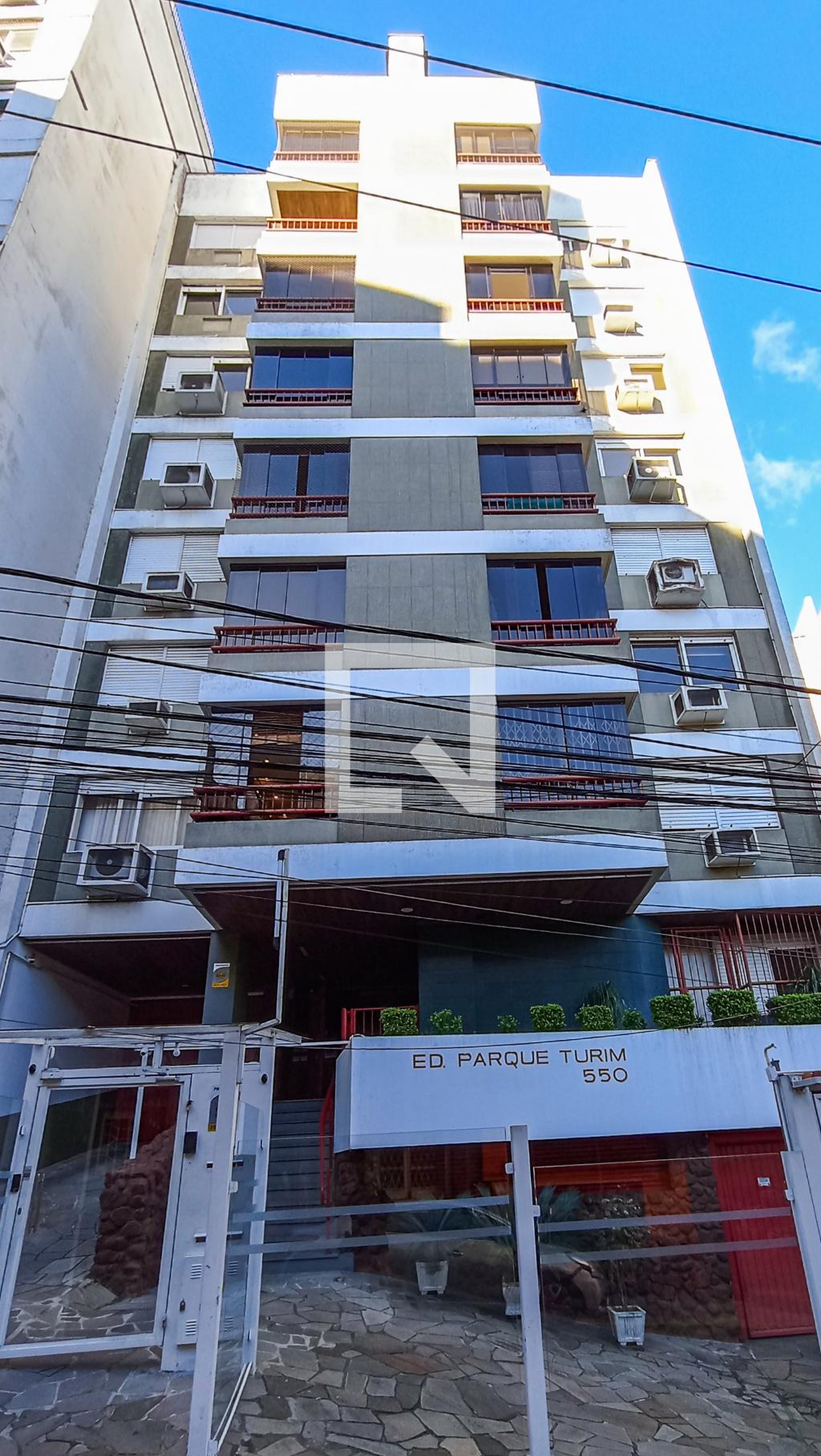 Fachada Condomínio em Rua General Bento Martins, 550