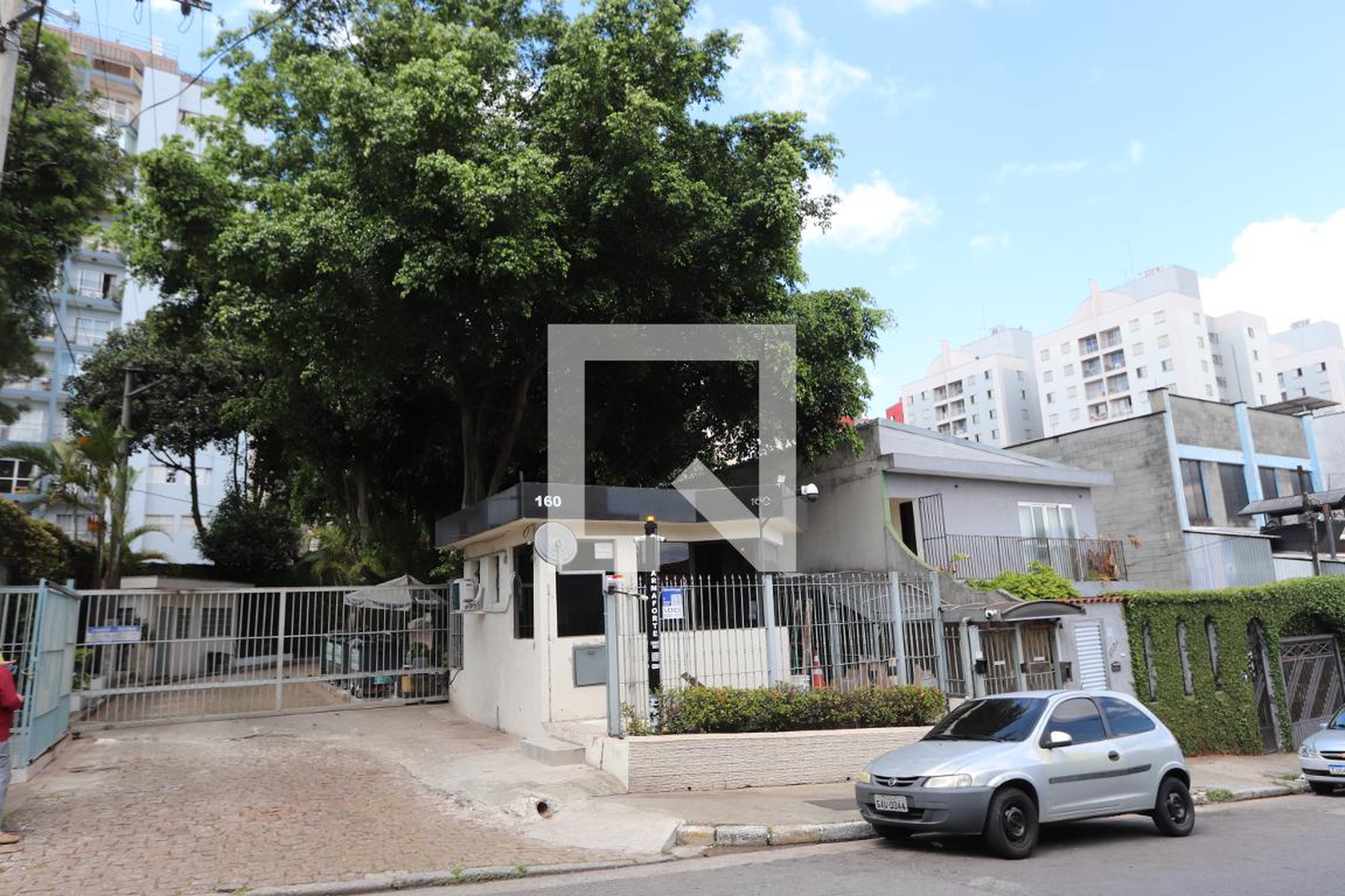 Fachada do condomínio Condomínio Parque Thomaz Saraiva