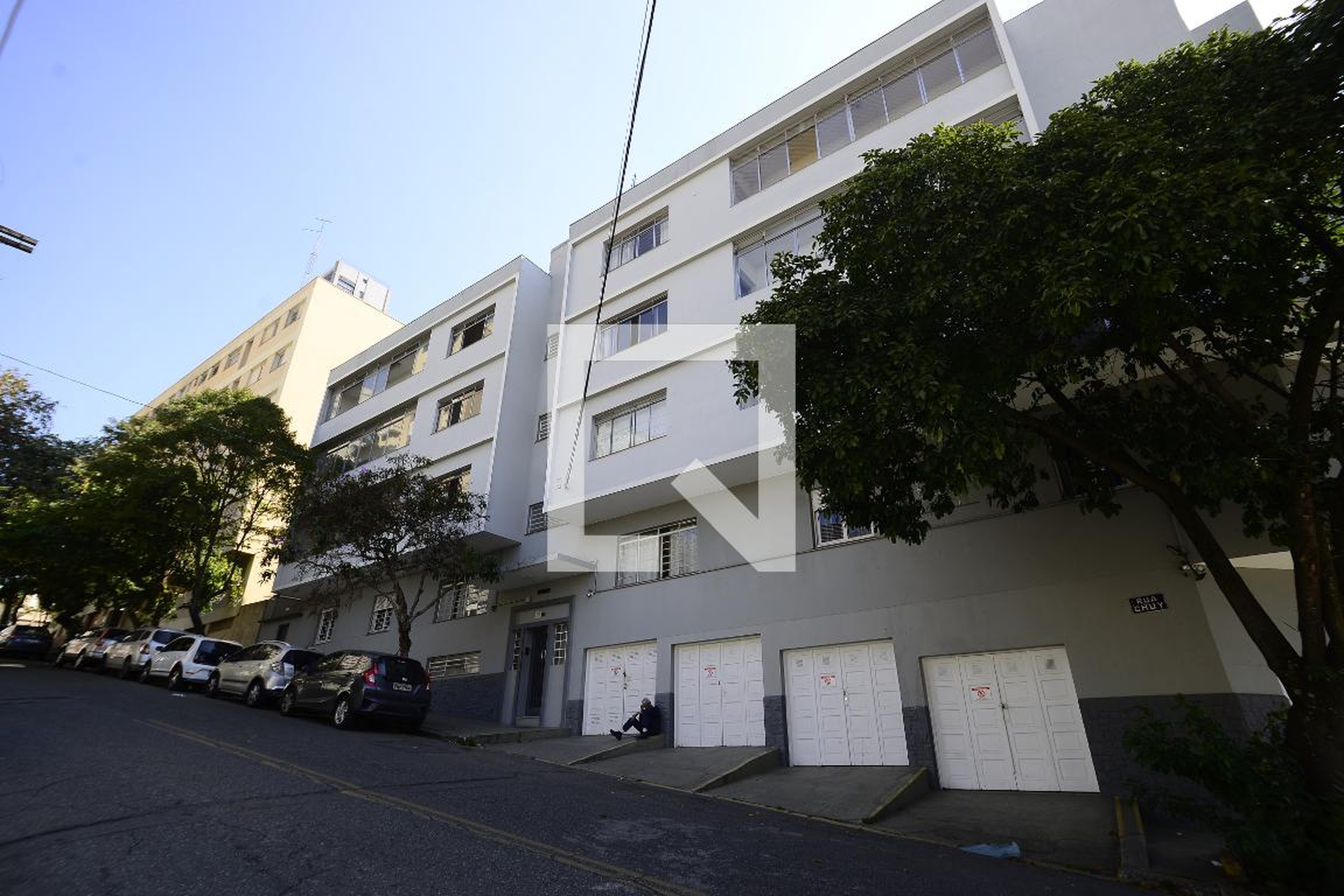 Fachada Condomínio Rua Chuí, 128