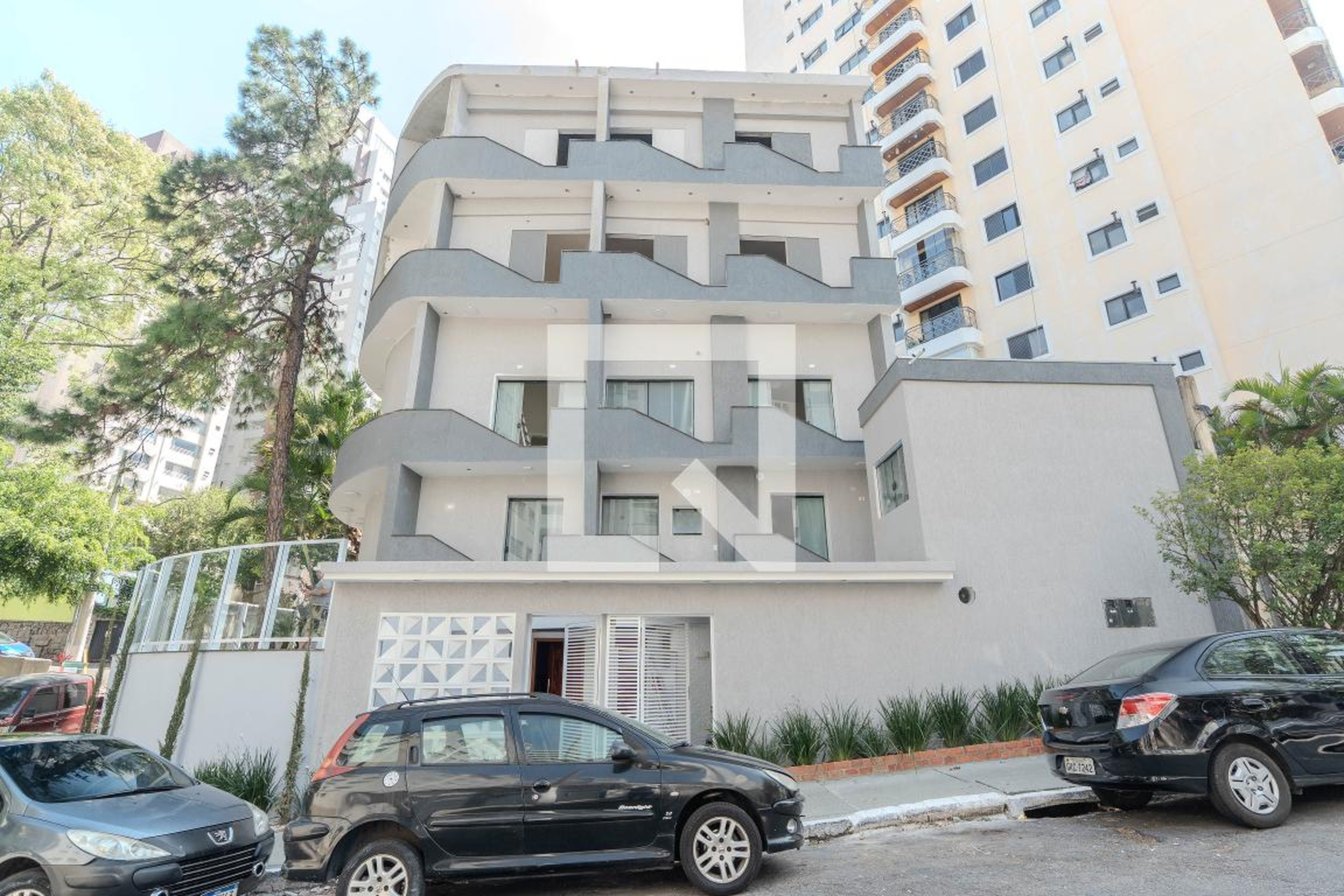 Fachada Condomínio em Rua Avanhandava, 777