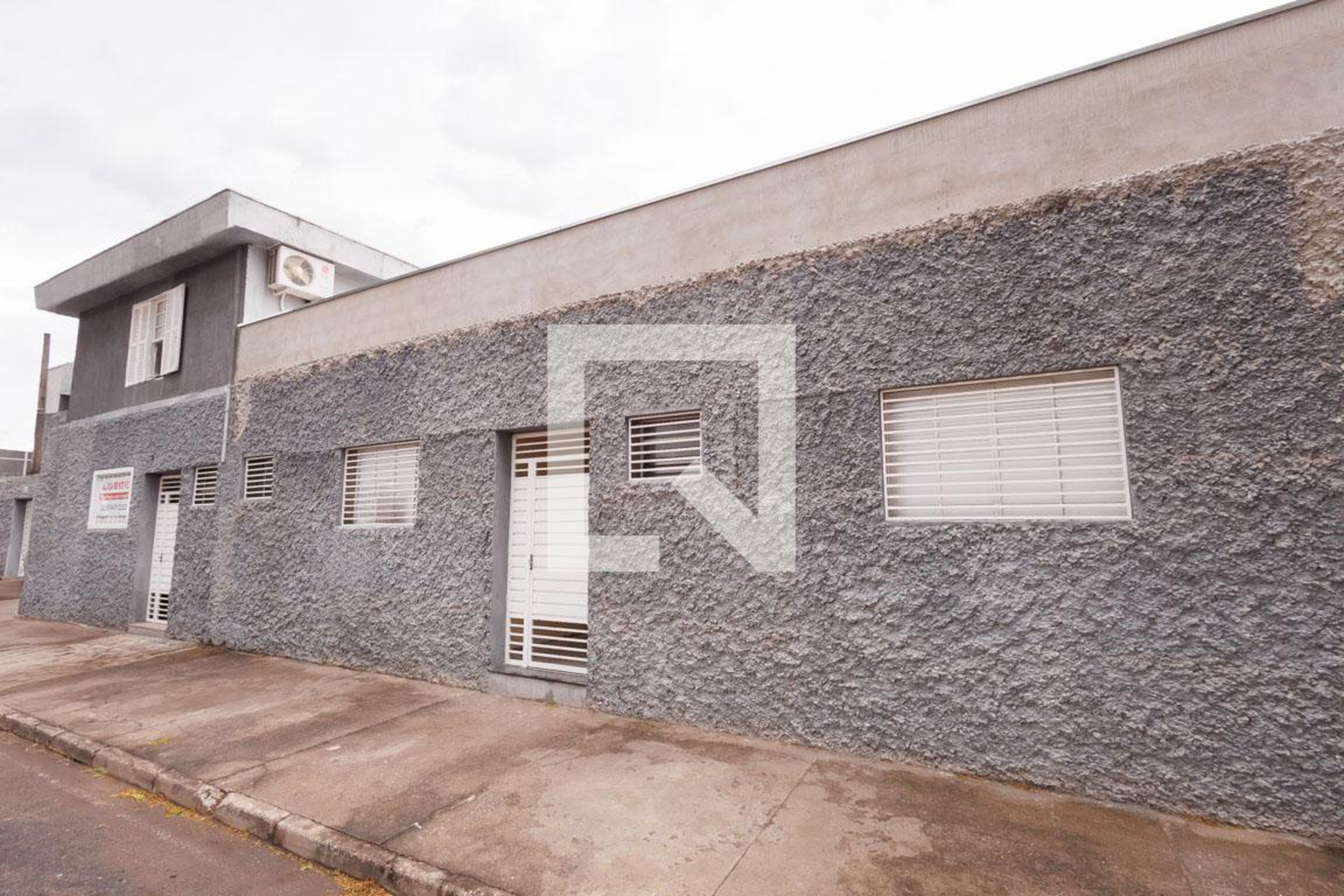 Fachada Condomínio em Rua Joaquim Távora, 622