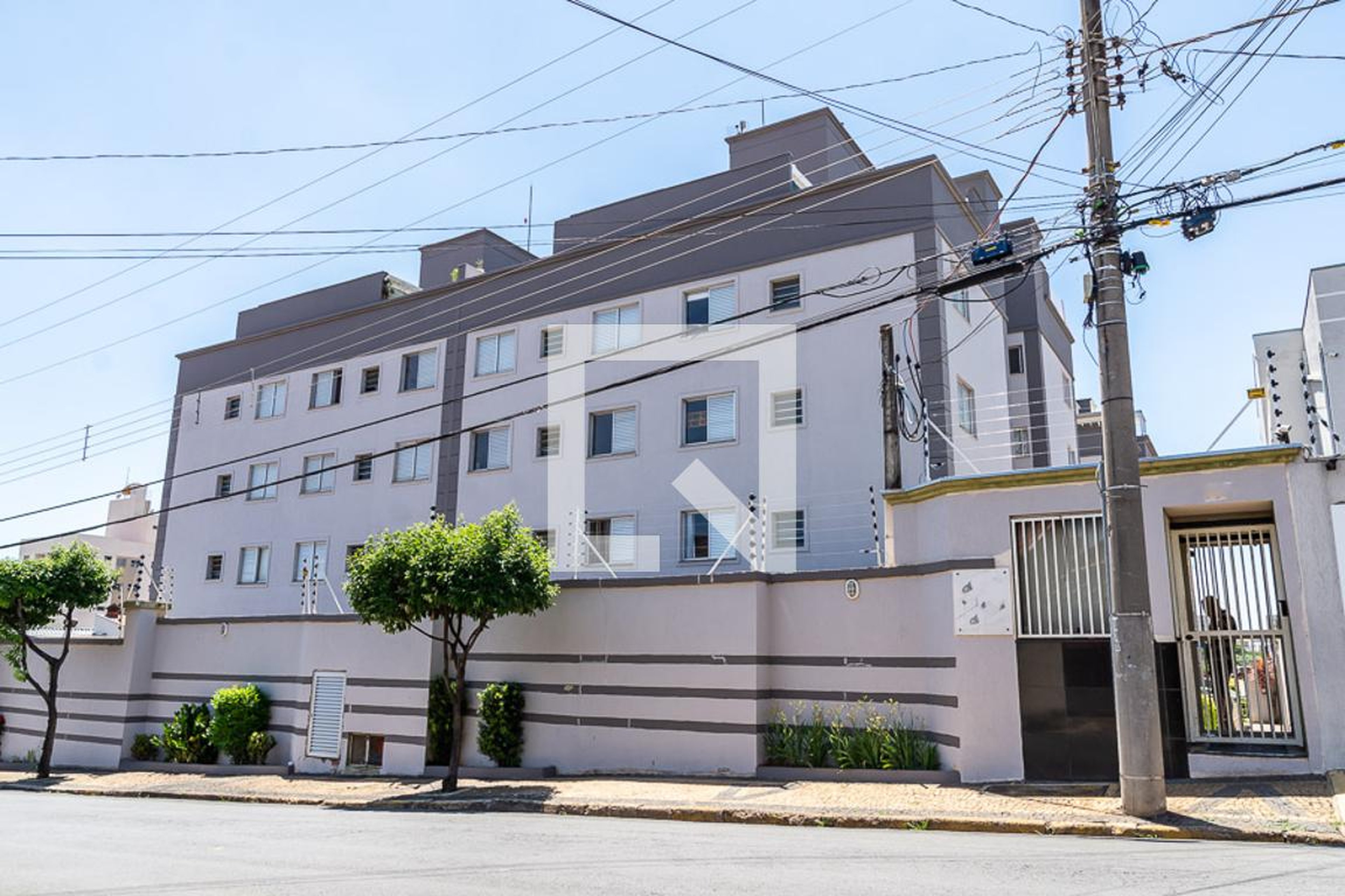 Fachada do Condomínio Residencial Aline