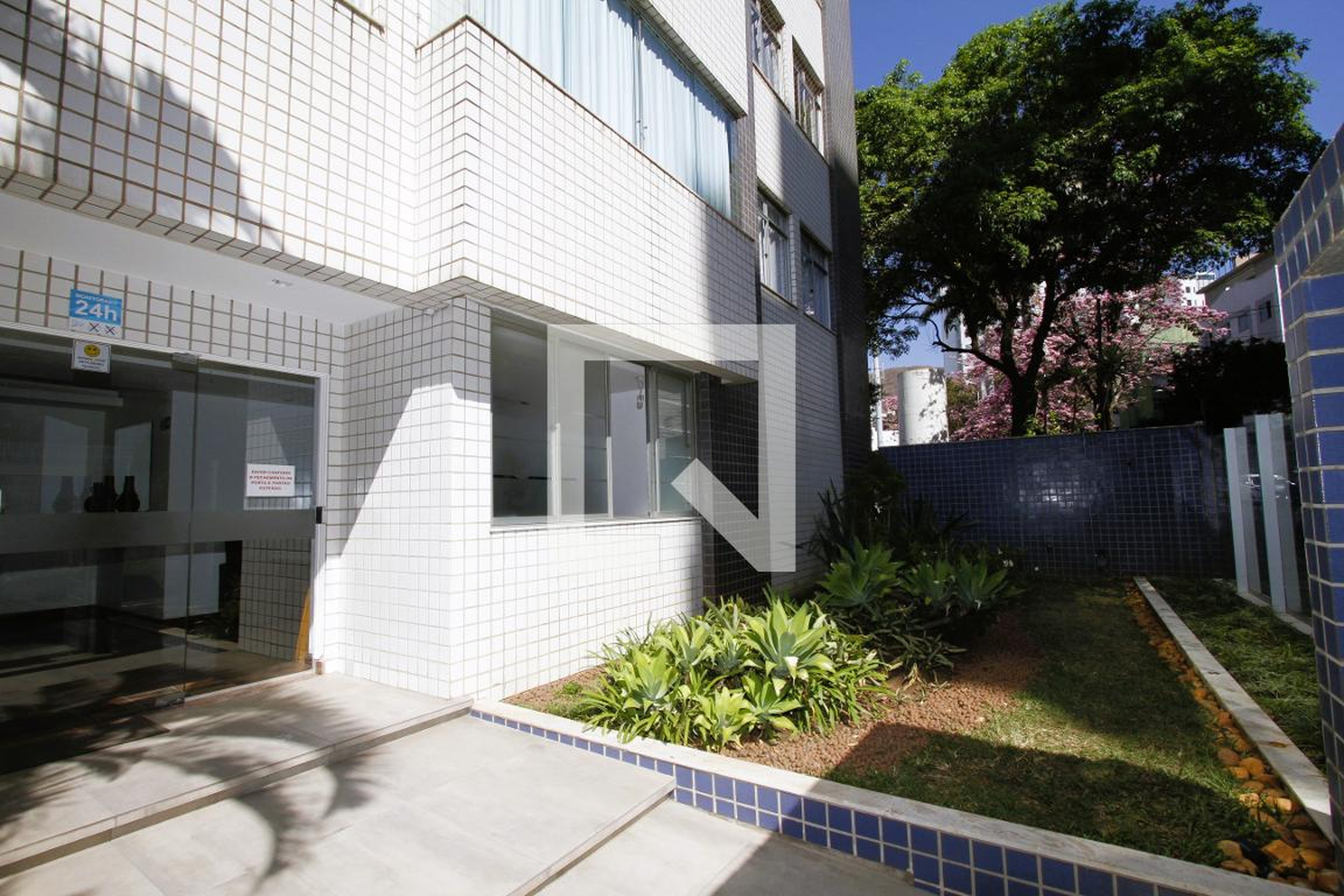 Hall de entrada - Edifício Residencial Mont 'Rey