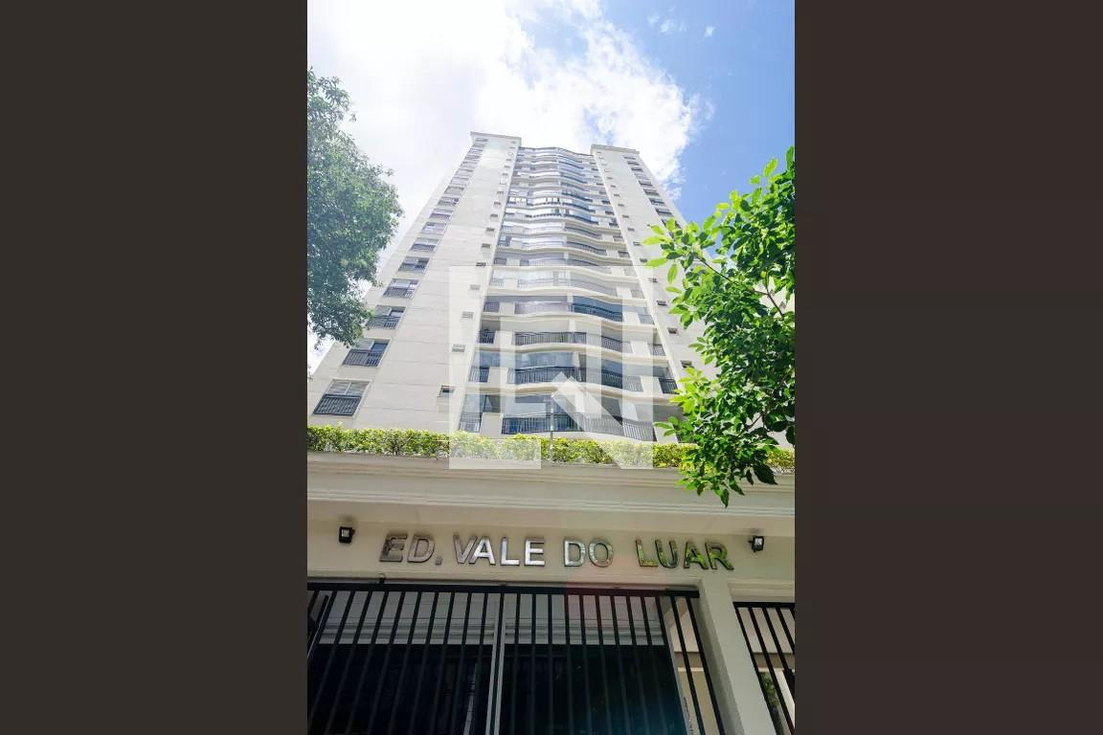 Fachada do Prédio Condomínio Vale do Luar