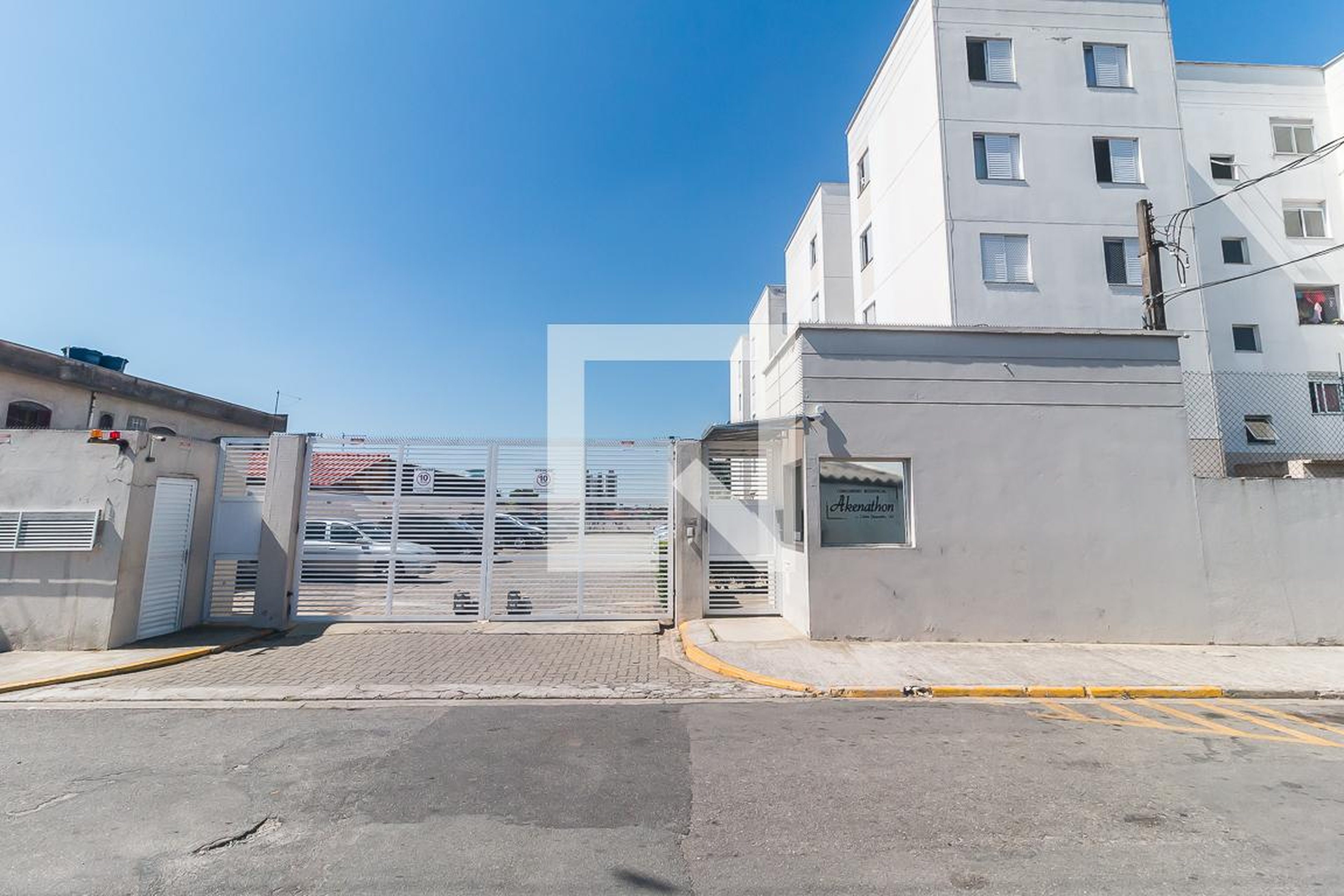 Fachada Residencial Akenathon