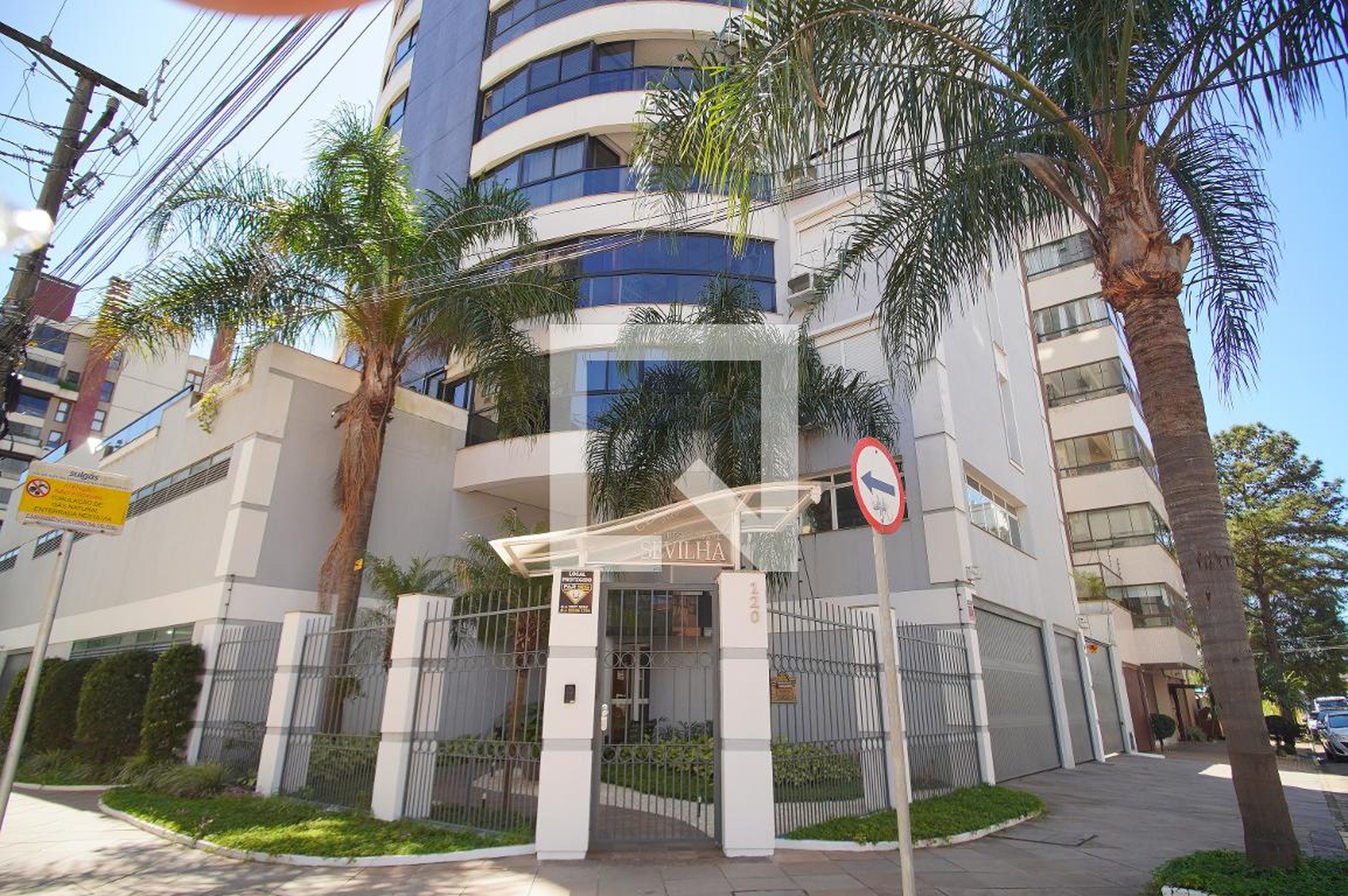 Fachada Residencial Sevilha