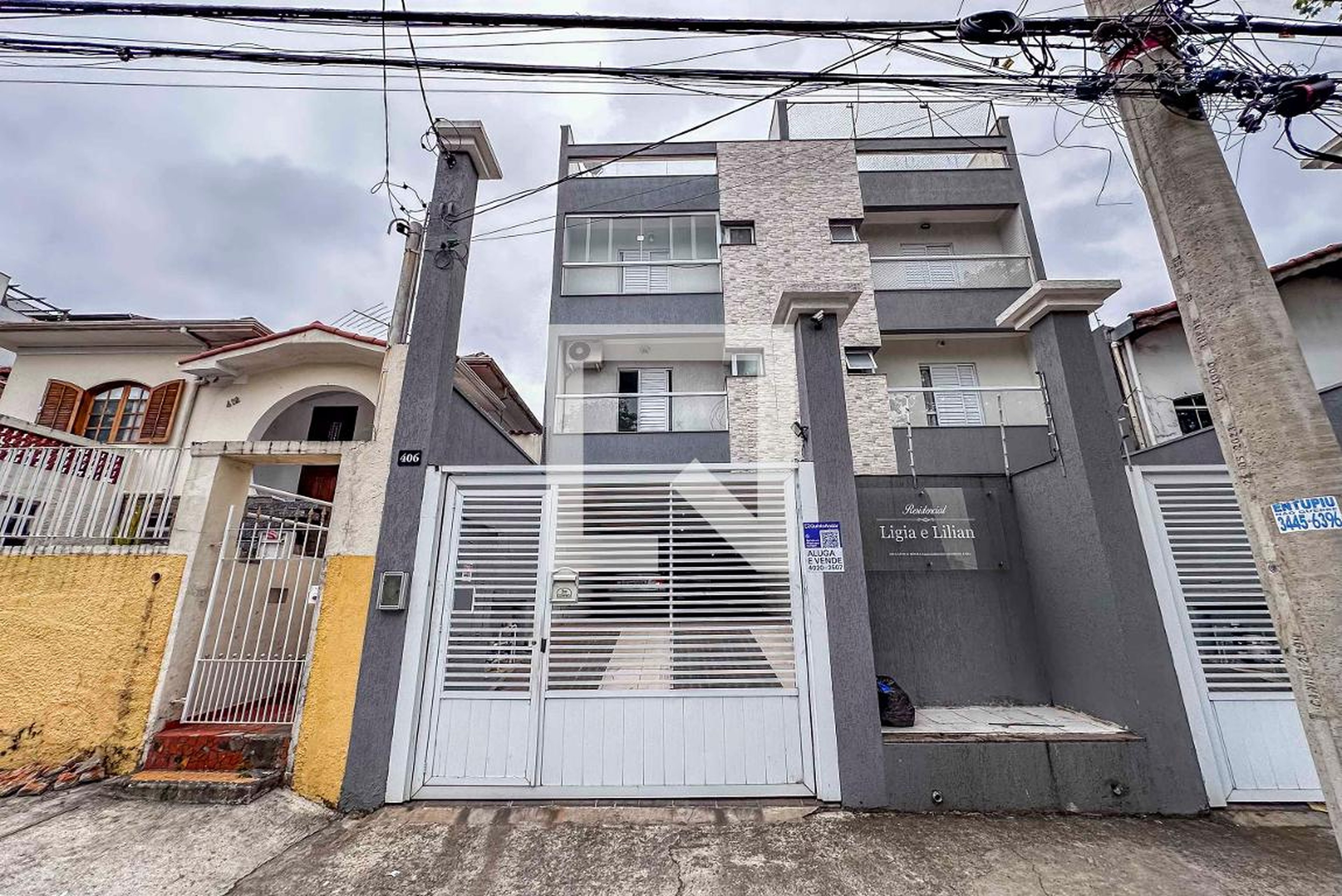 Fachada Condomínio em Rua Gamboa, 406