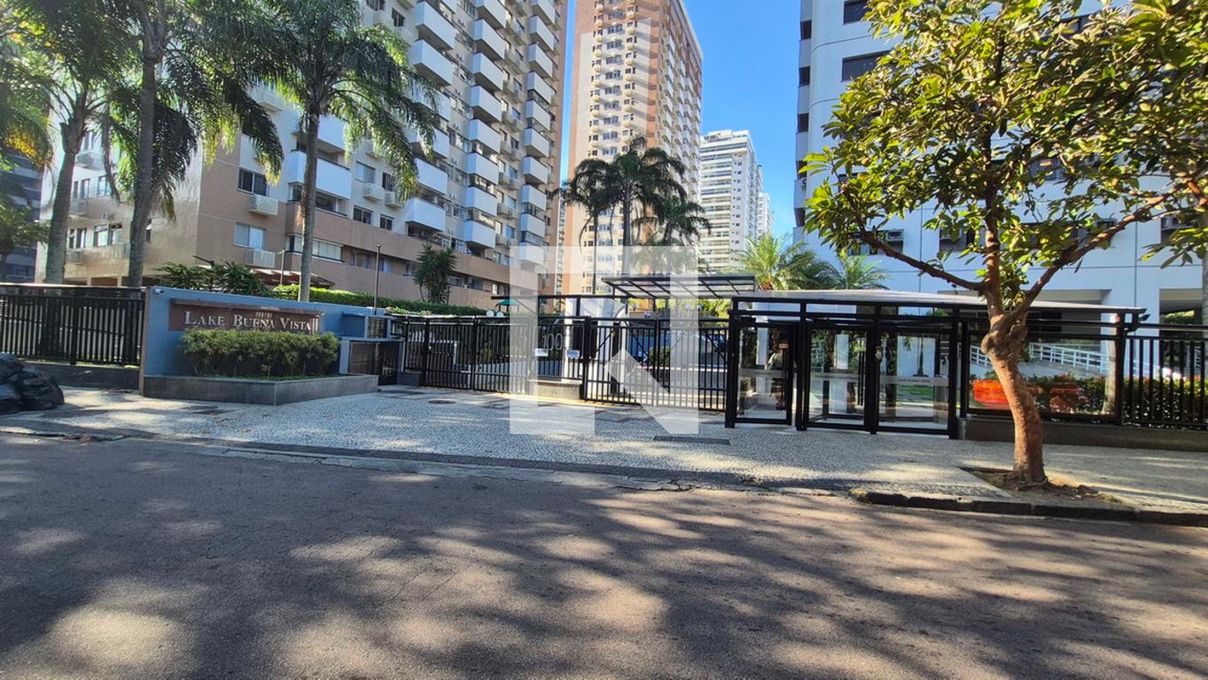 Fachada Condomínio Lake Buena Vista