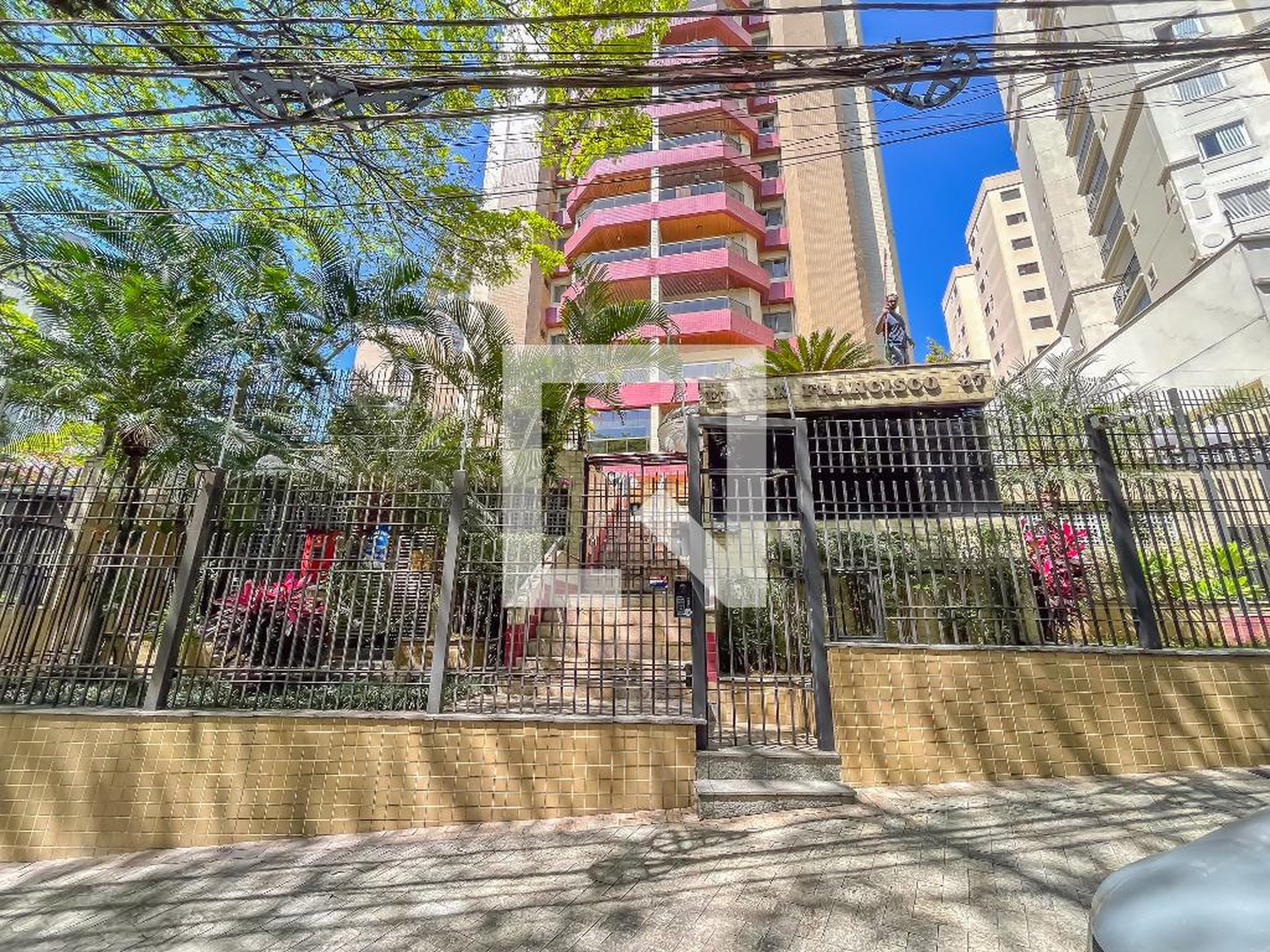 Fachada Condomínio San Francisco