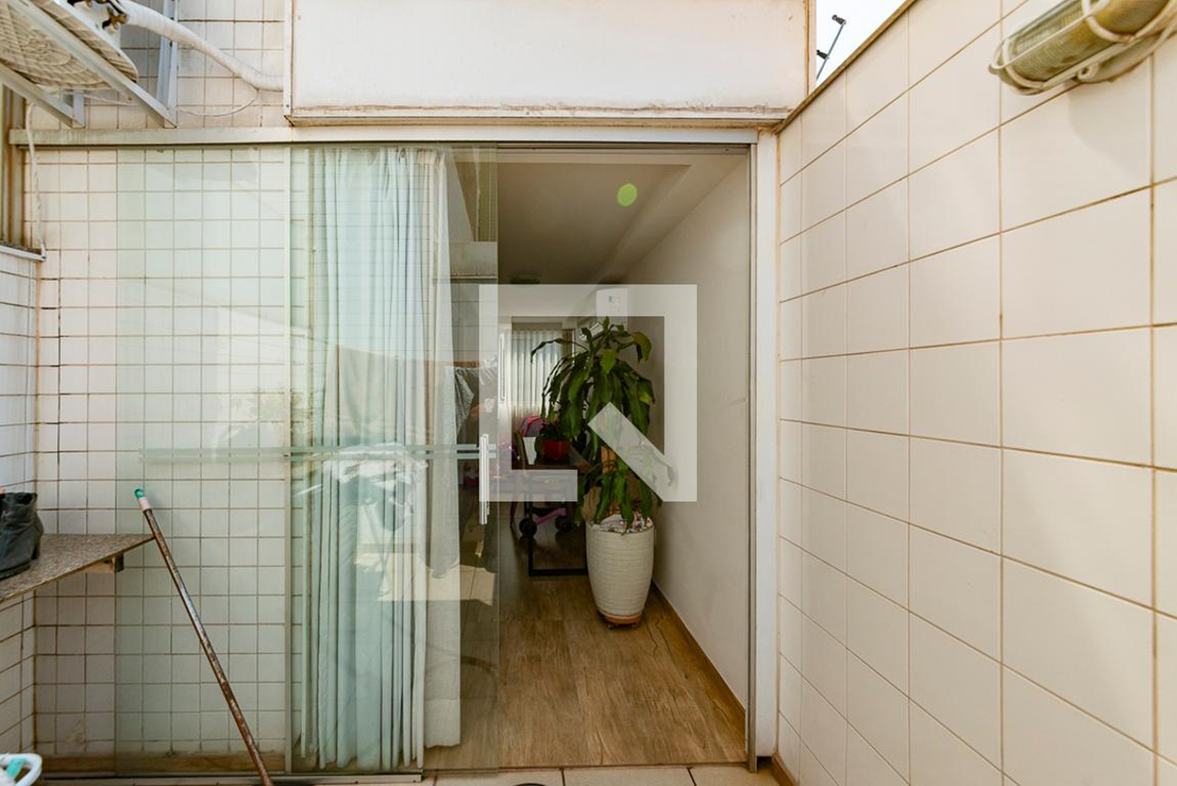 Área Externa Condomínio em Rua Guaíra, 22