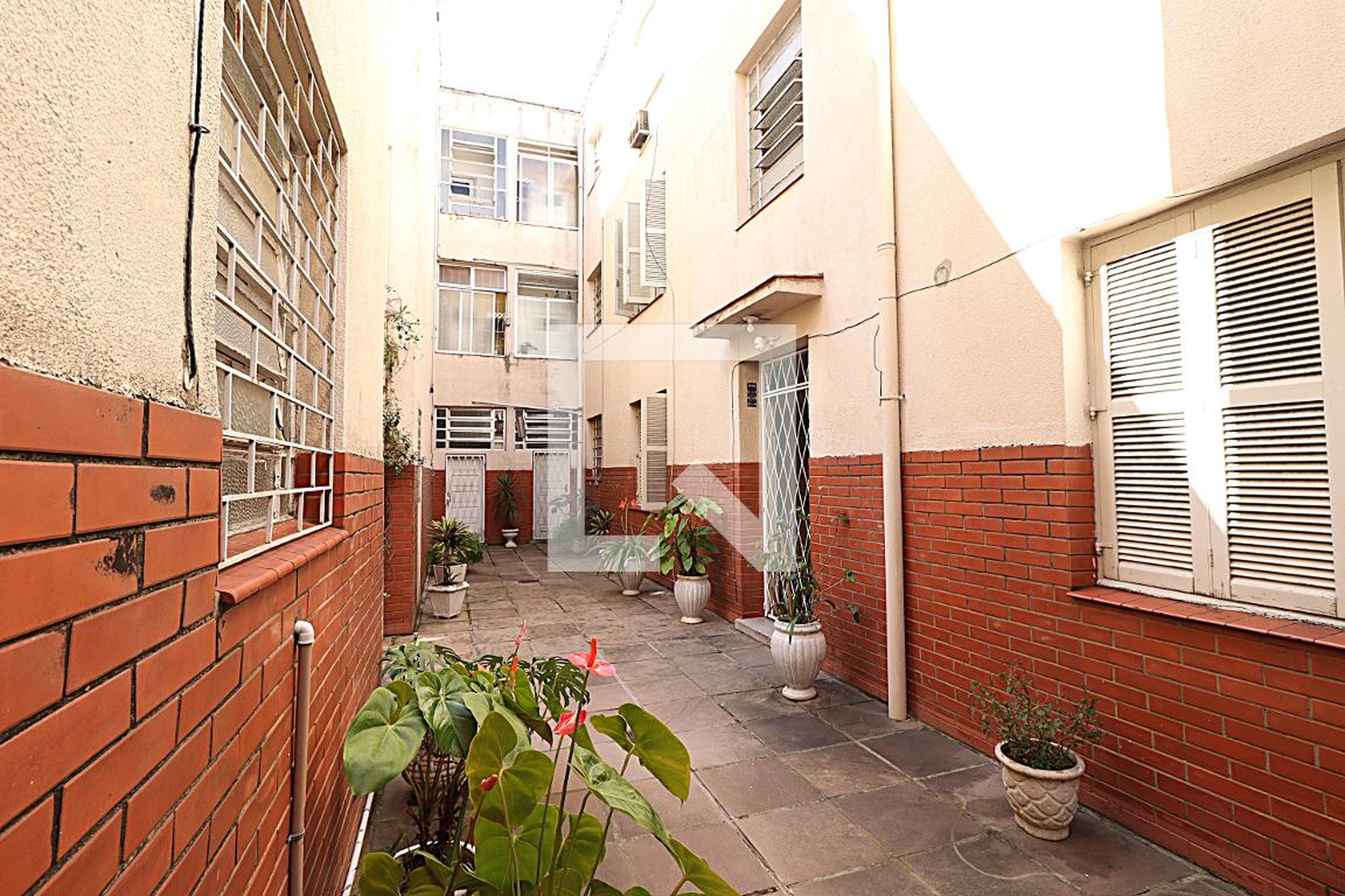 Entrada do Prédio - null