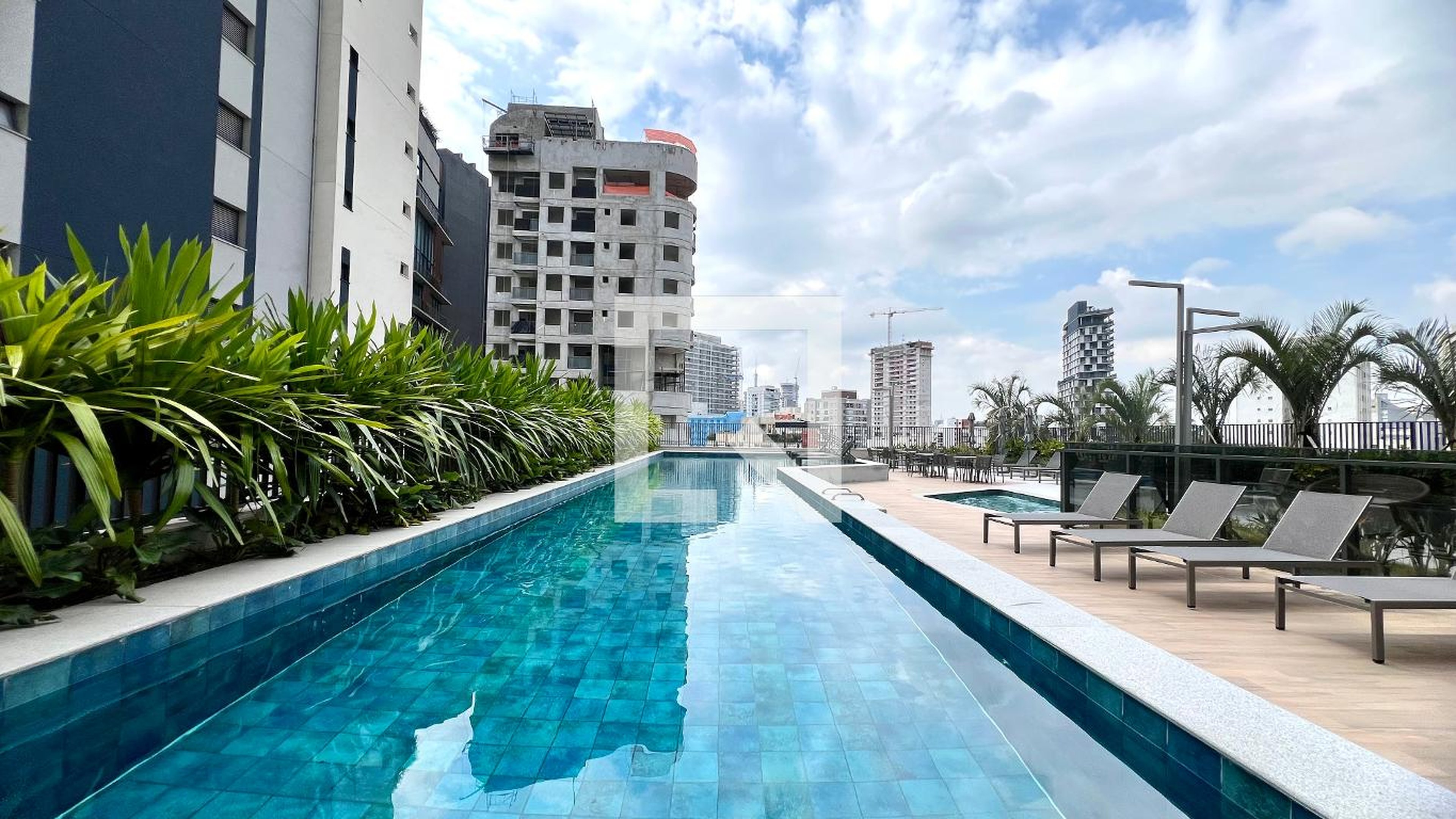 Piscina - Edifício Harmonia