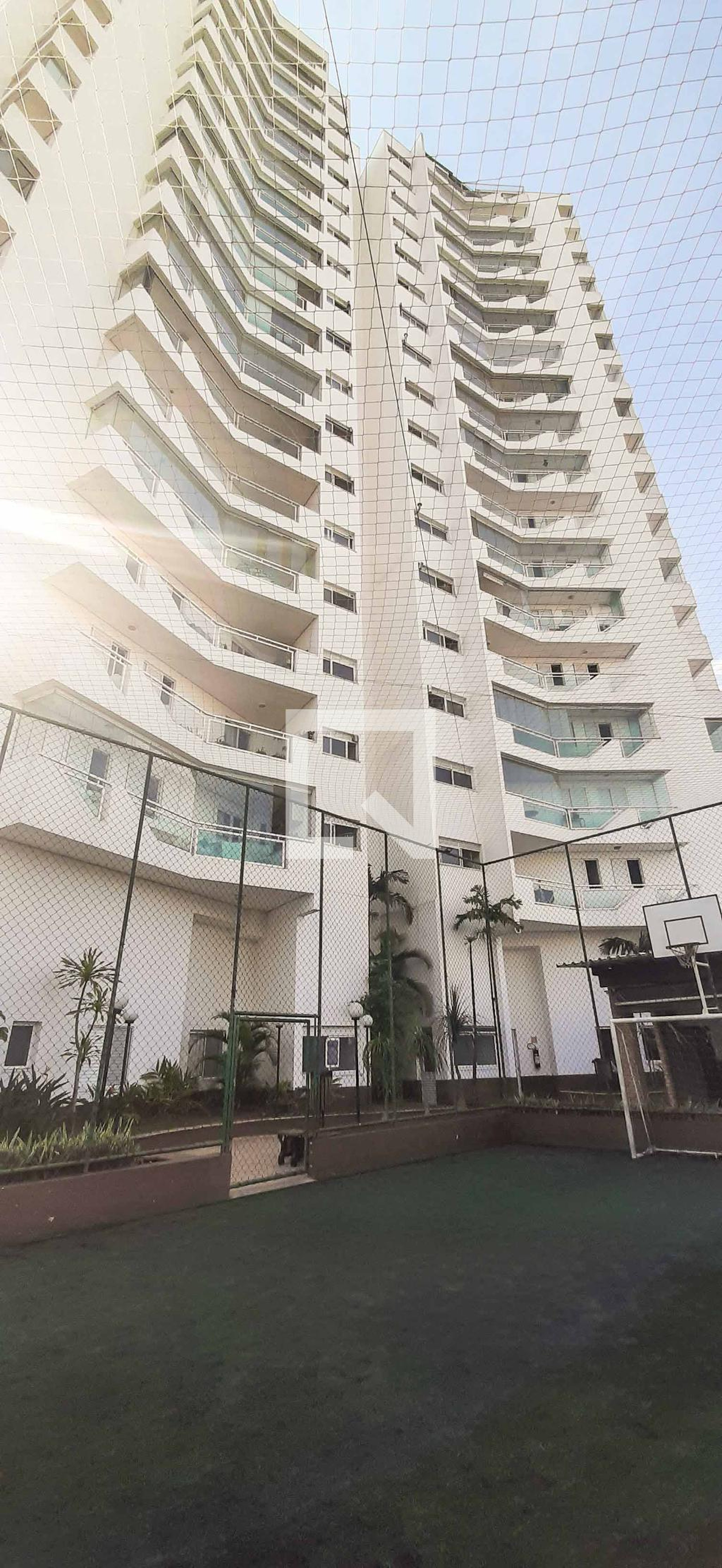 Campo de Futebol - Canto dos Tuins