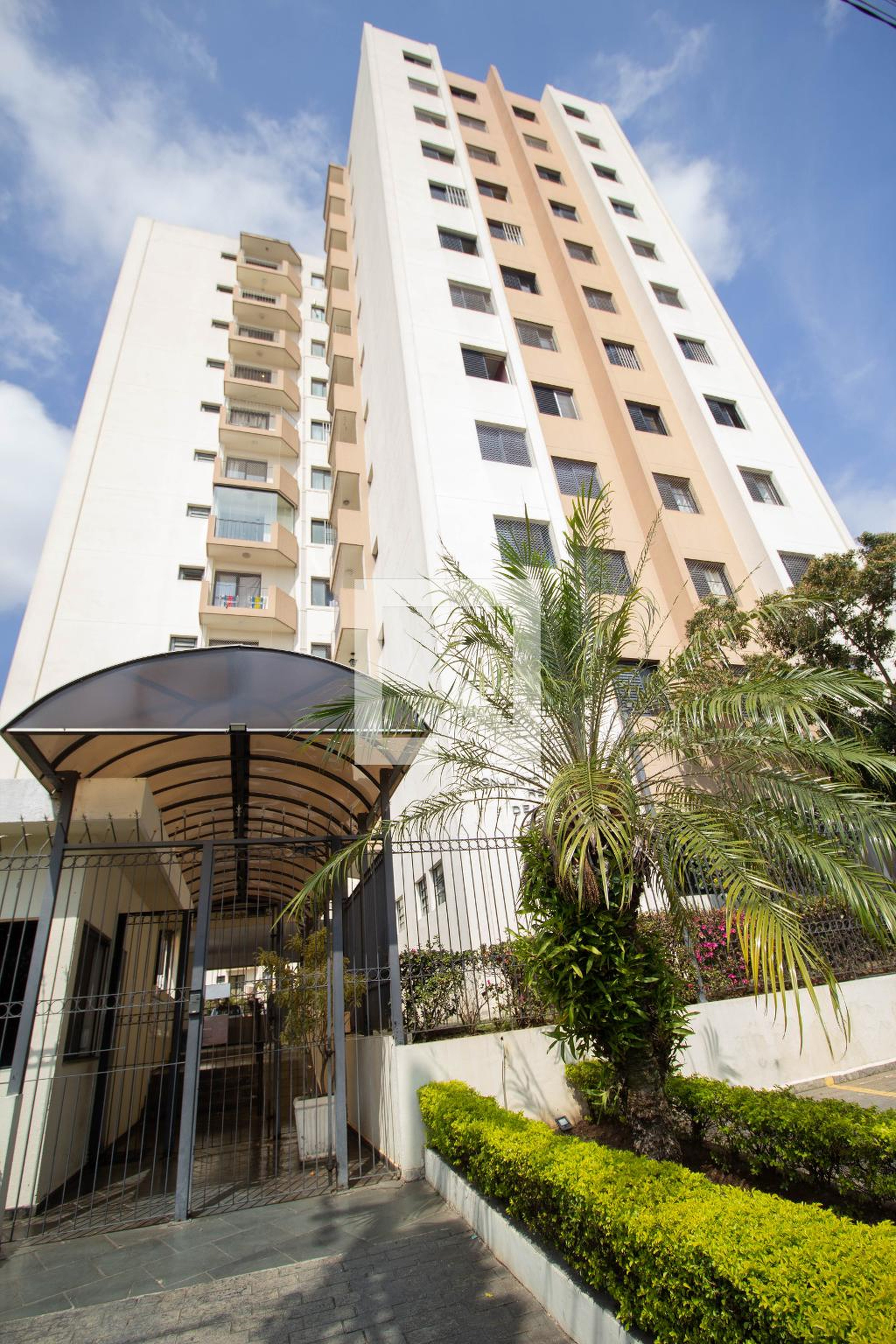 Fachada Condomínio Conjunto Res Del Rey