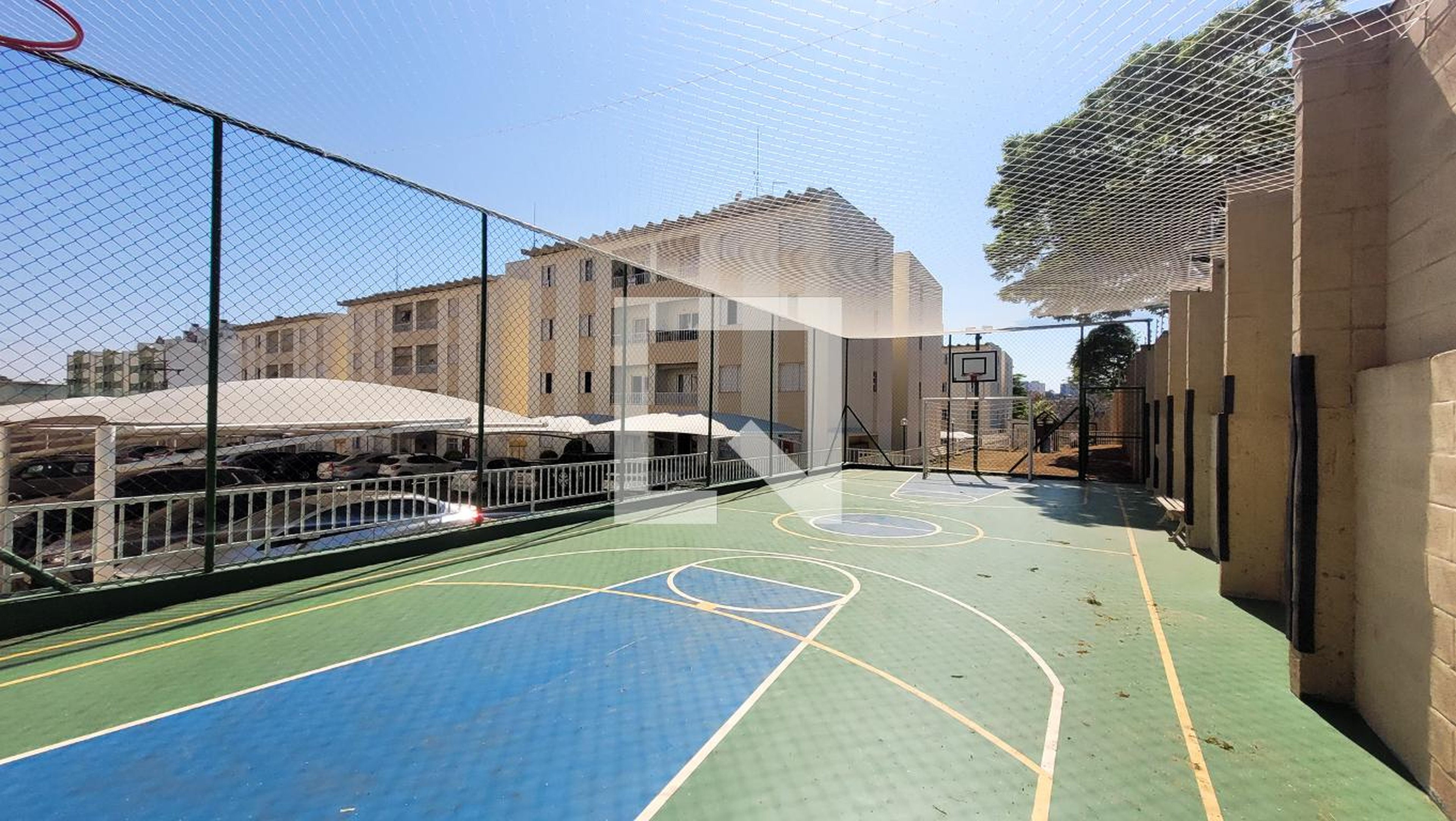 Quadra Condomínio em Rua Pedro Vieira da Silva, 155