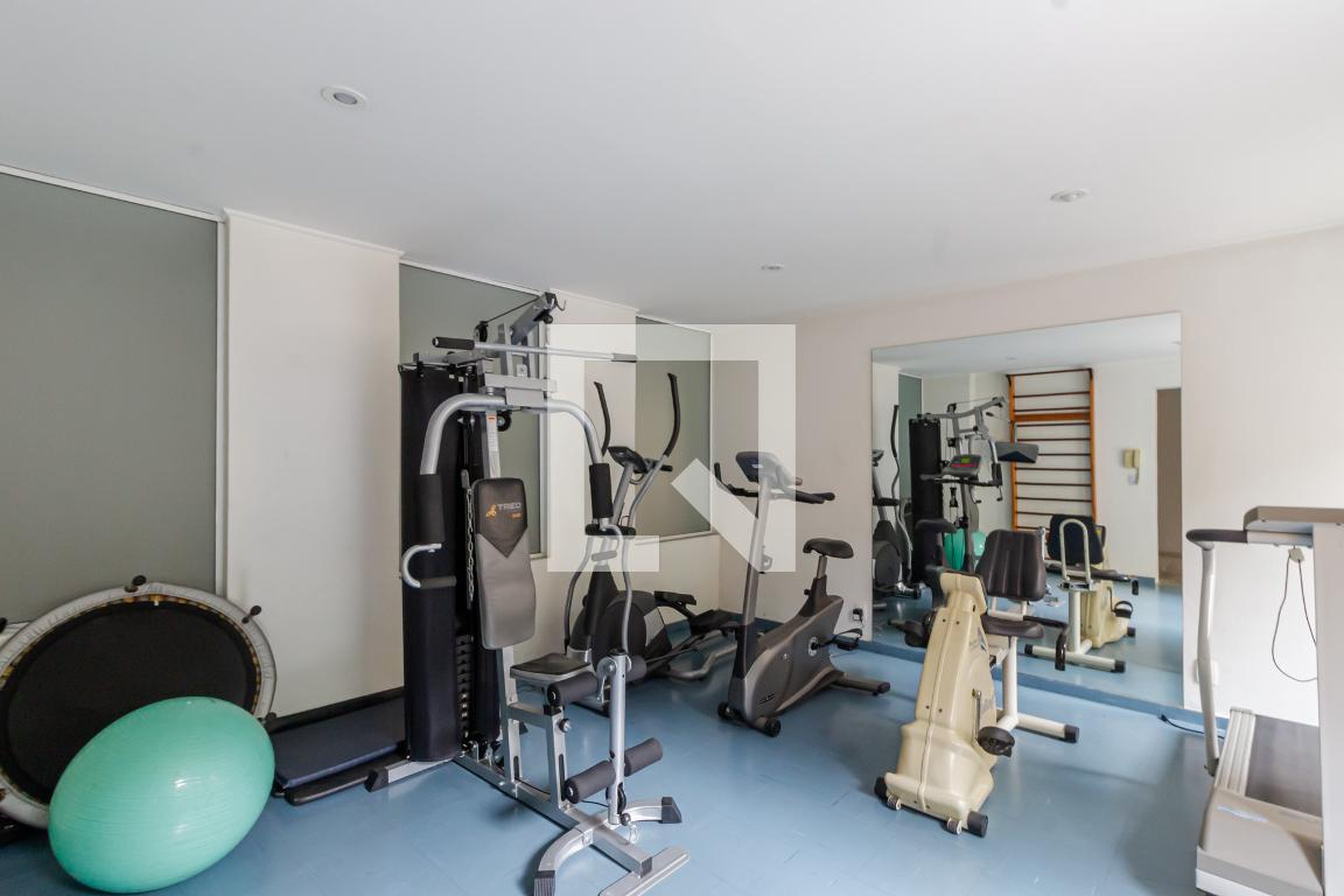 Academia - Edifício Flávia