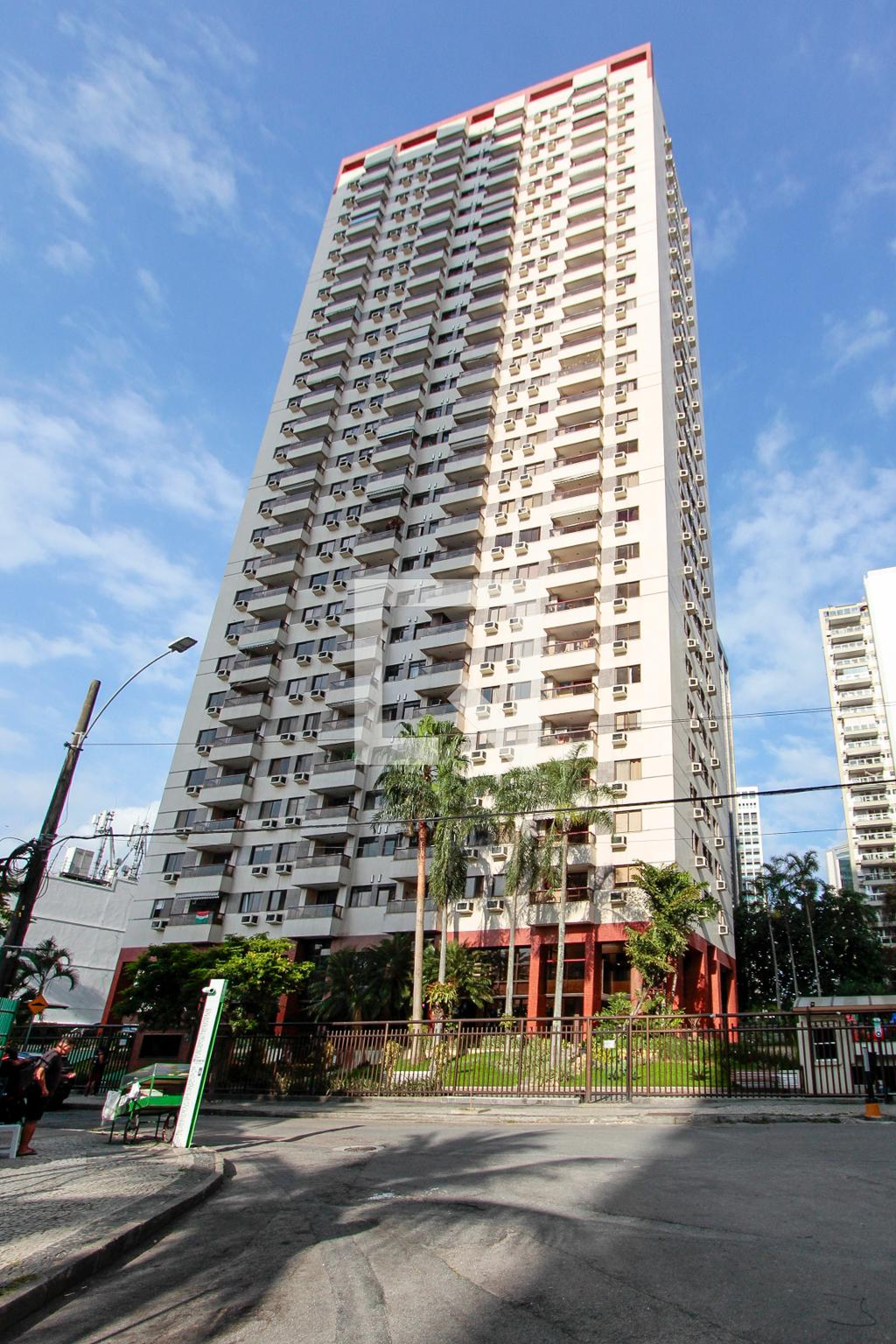 Fachada Condomínio Saint Gothard