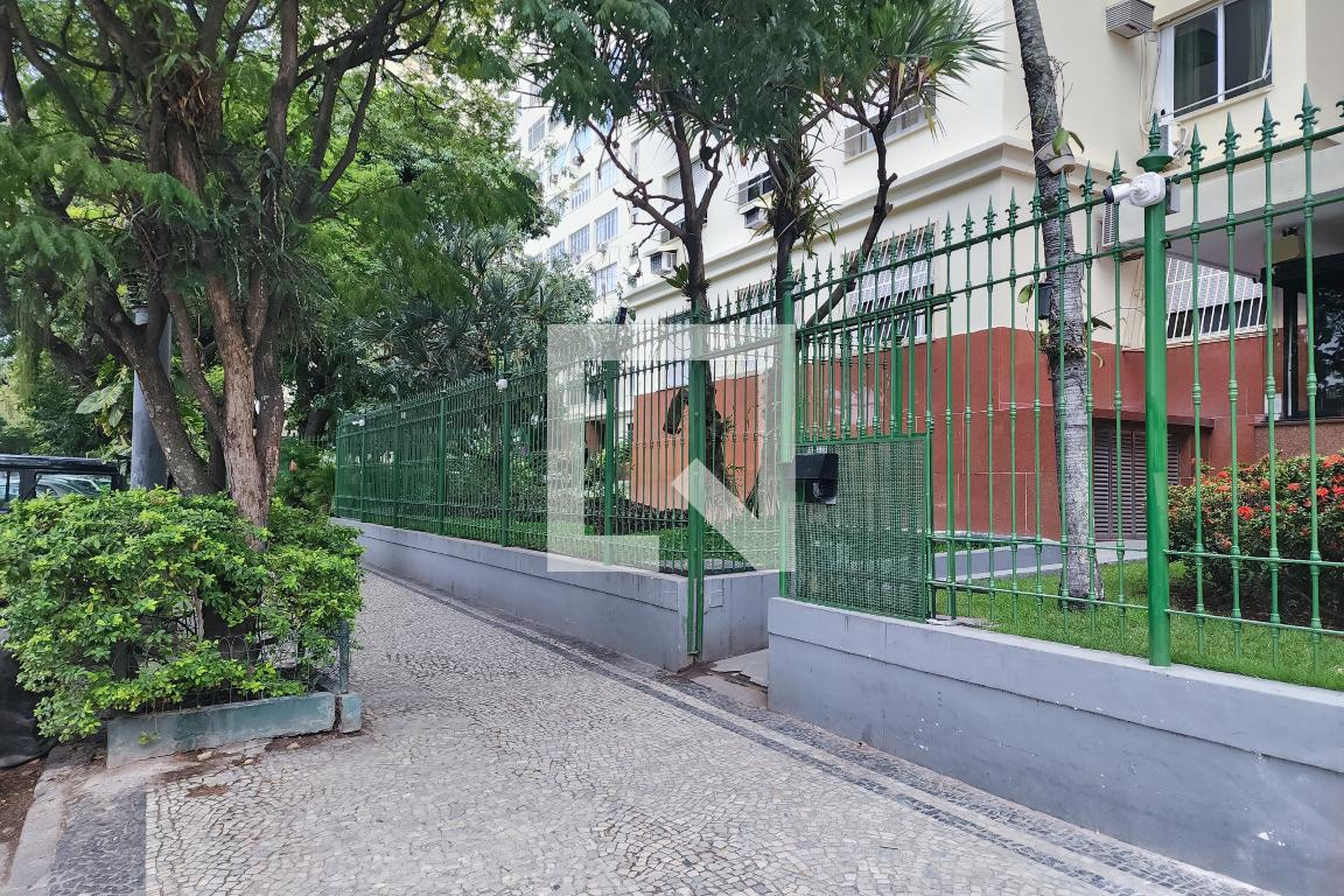 Fachada Condomínio Barão da Laguna