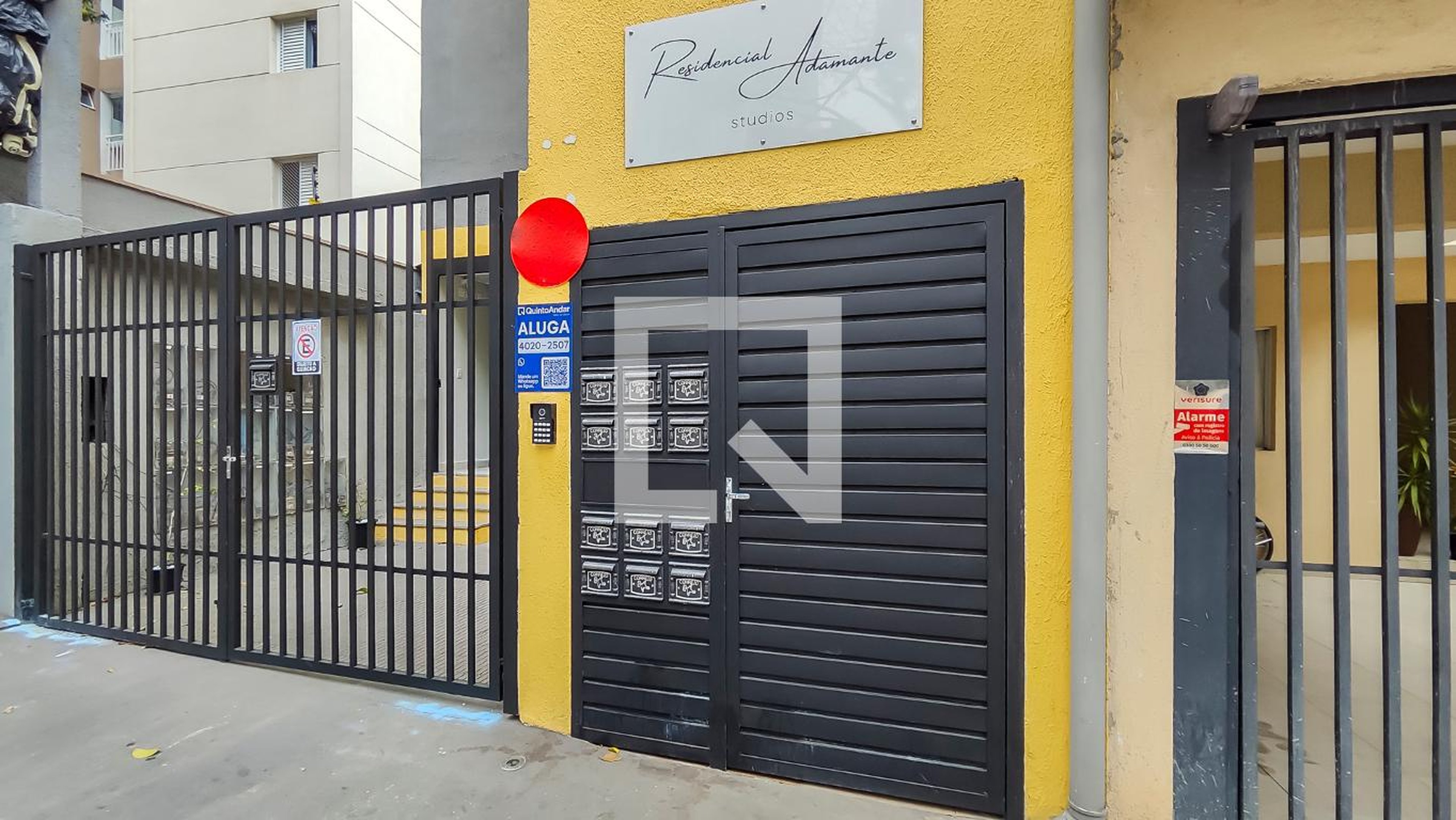 Fachada do Prédio Condomínio em Rua Marechal Hermes da Fonseca, 313