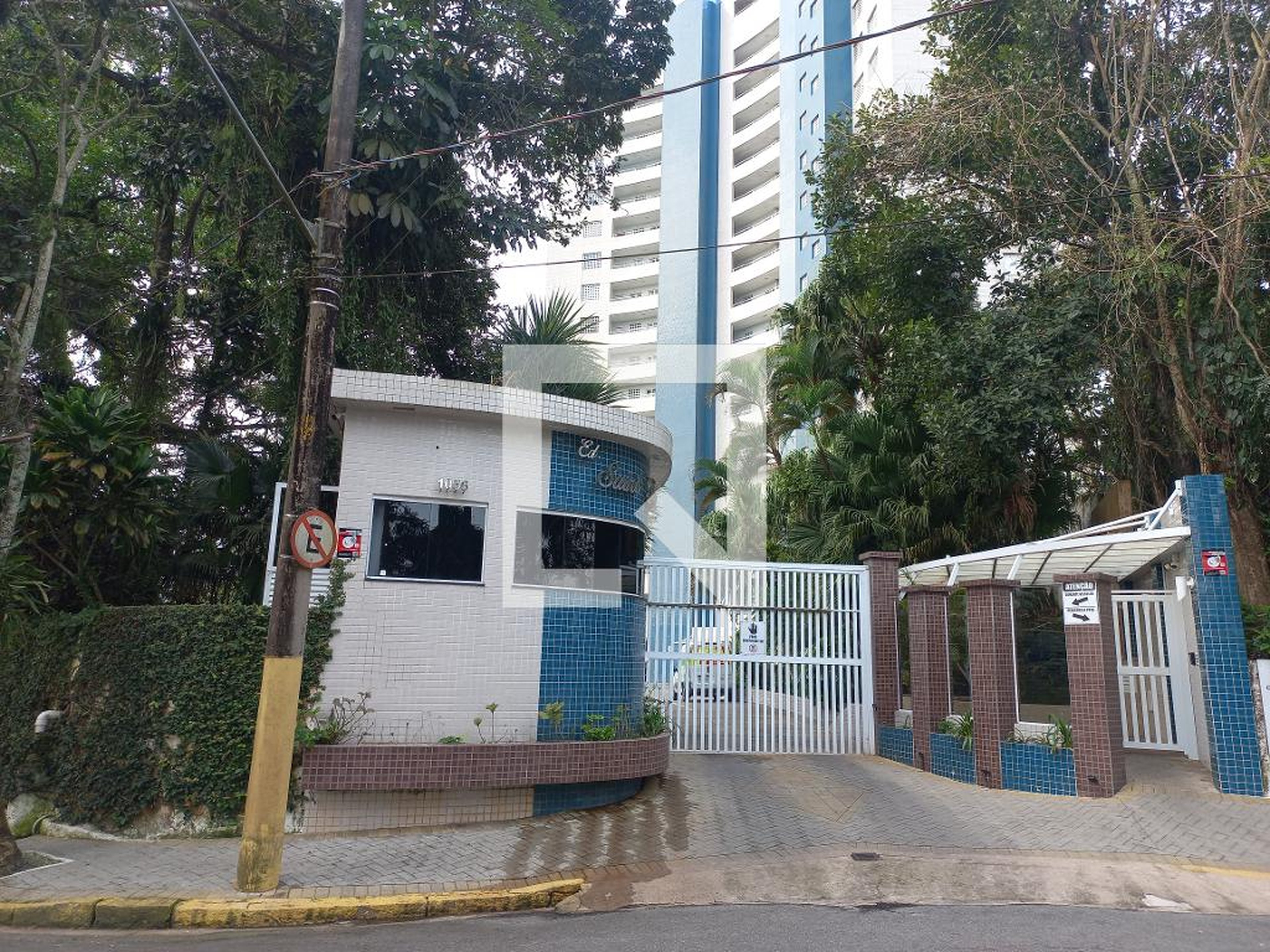 Fachada do Prédio Edifício CJ. Saint Tropez