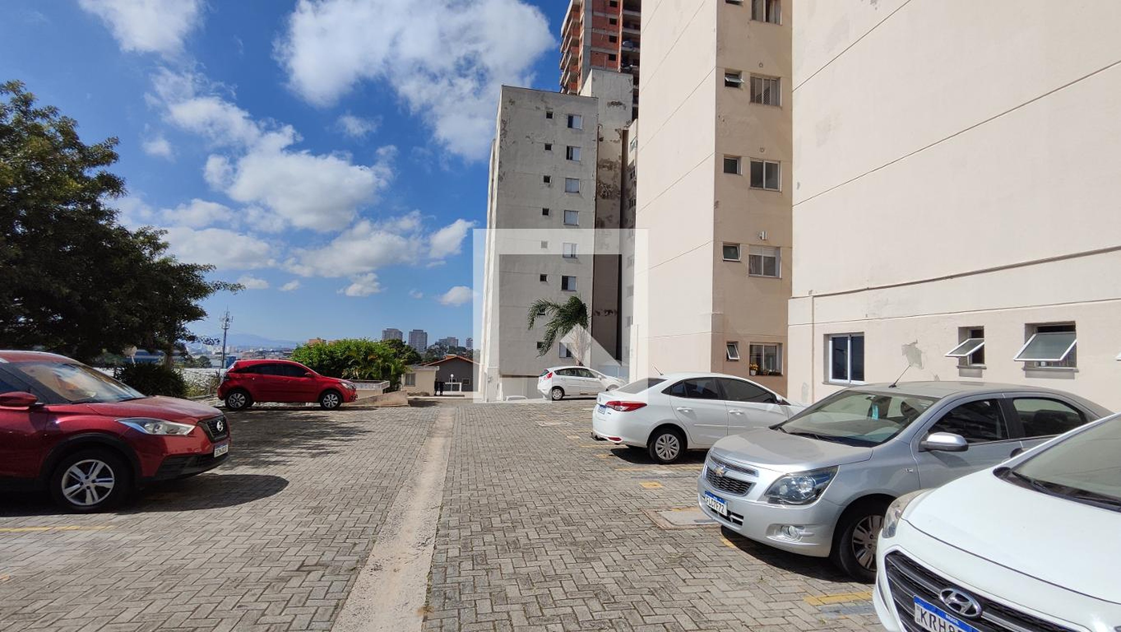 Estacionamento - Residencial Parque do Carmo(Charim)