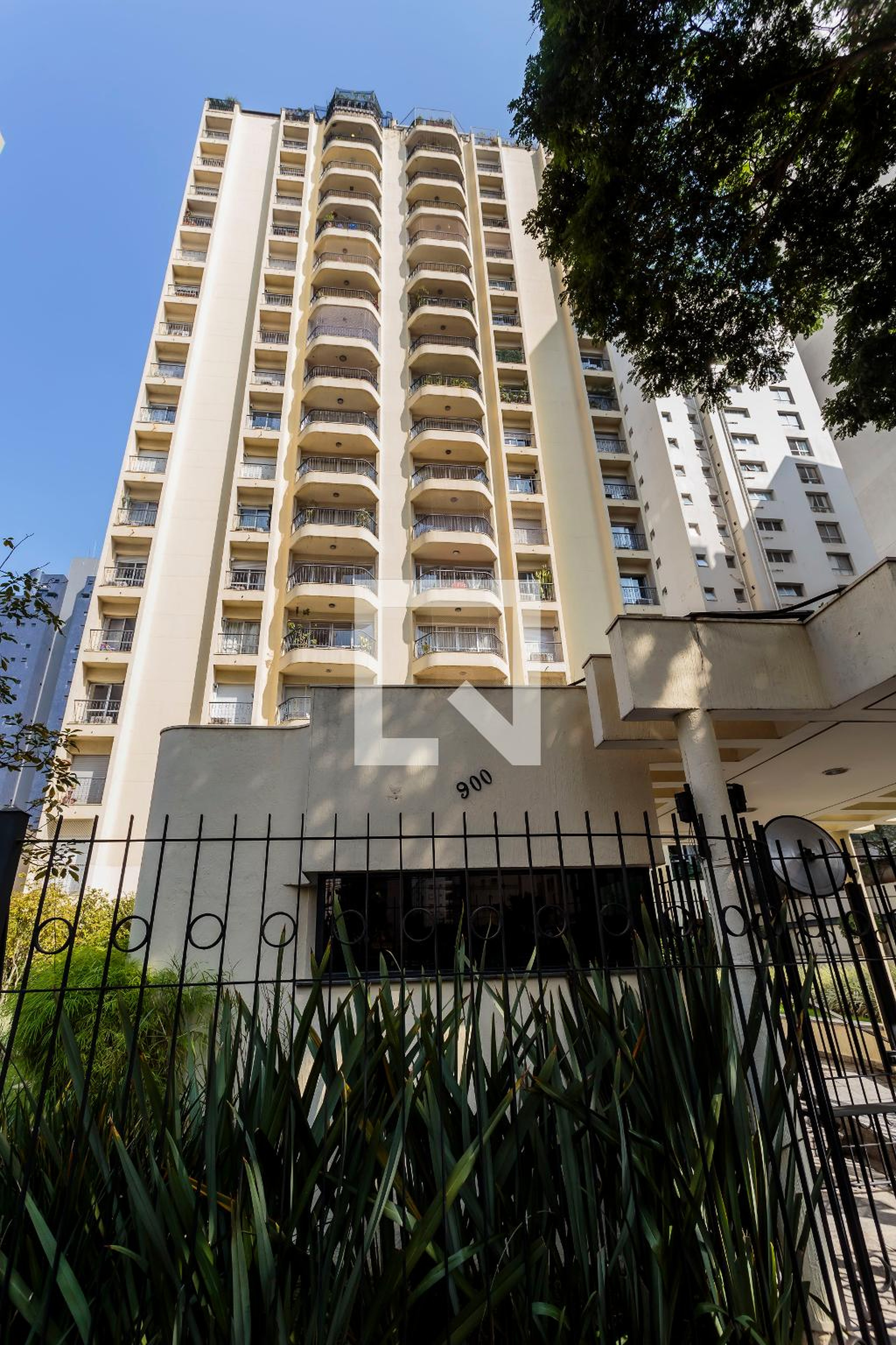 Fachada Edifício Castella Mayor