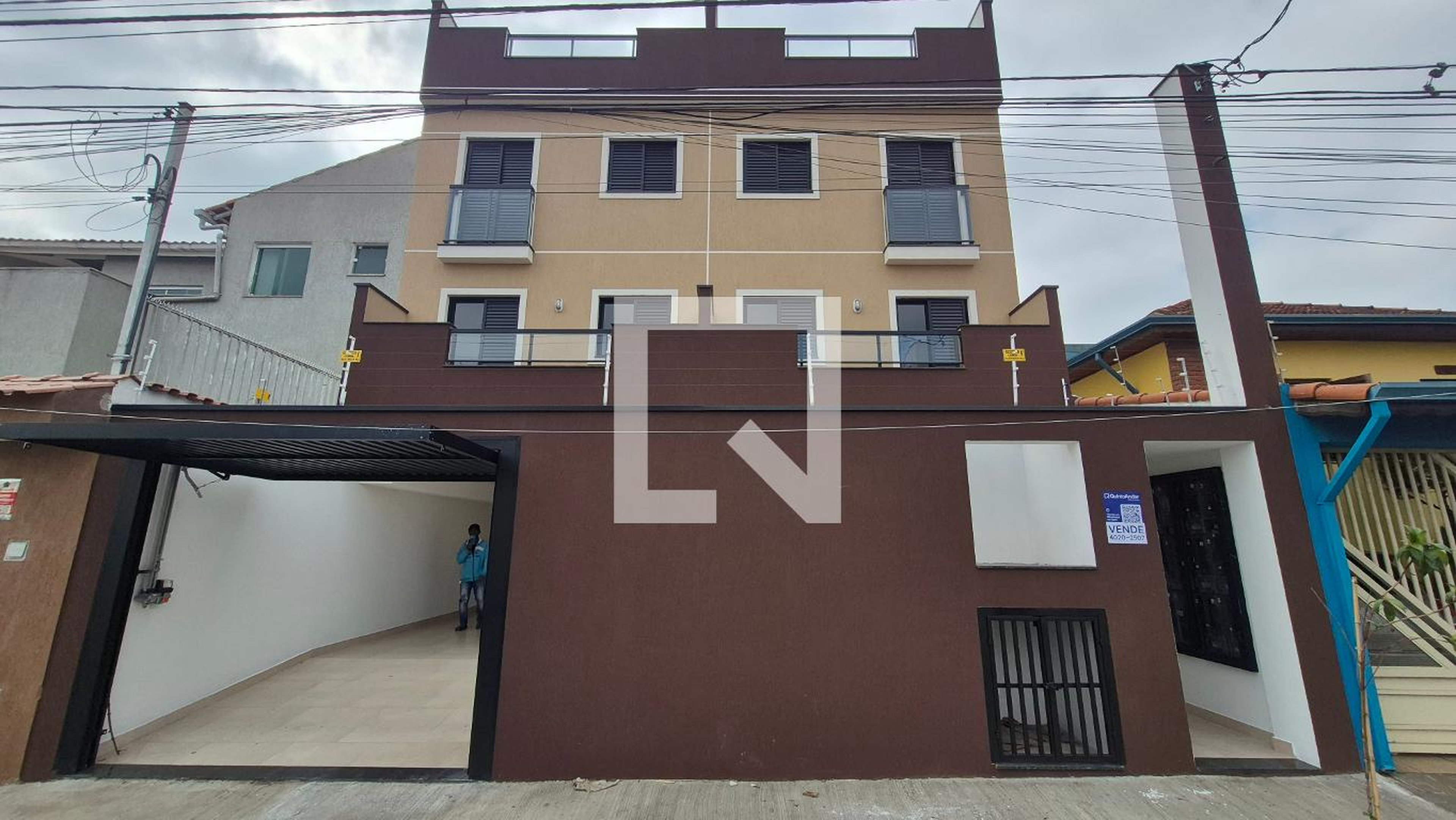 Fachada Condomínio em Rua Caminho do Pilar, 2311