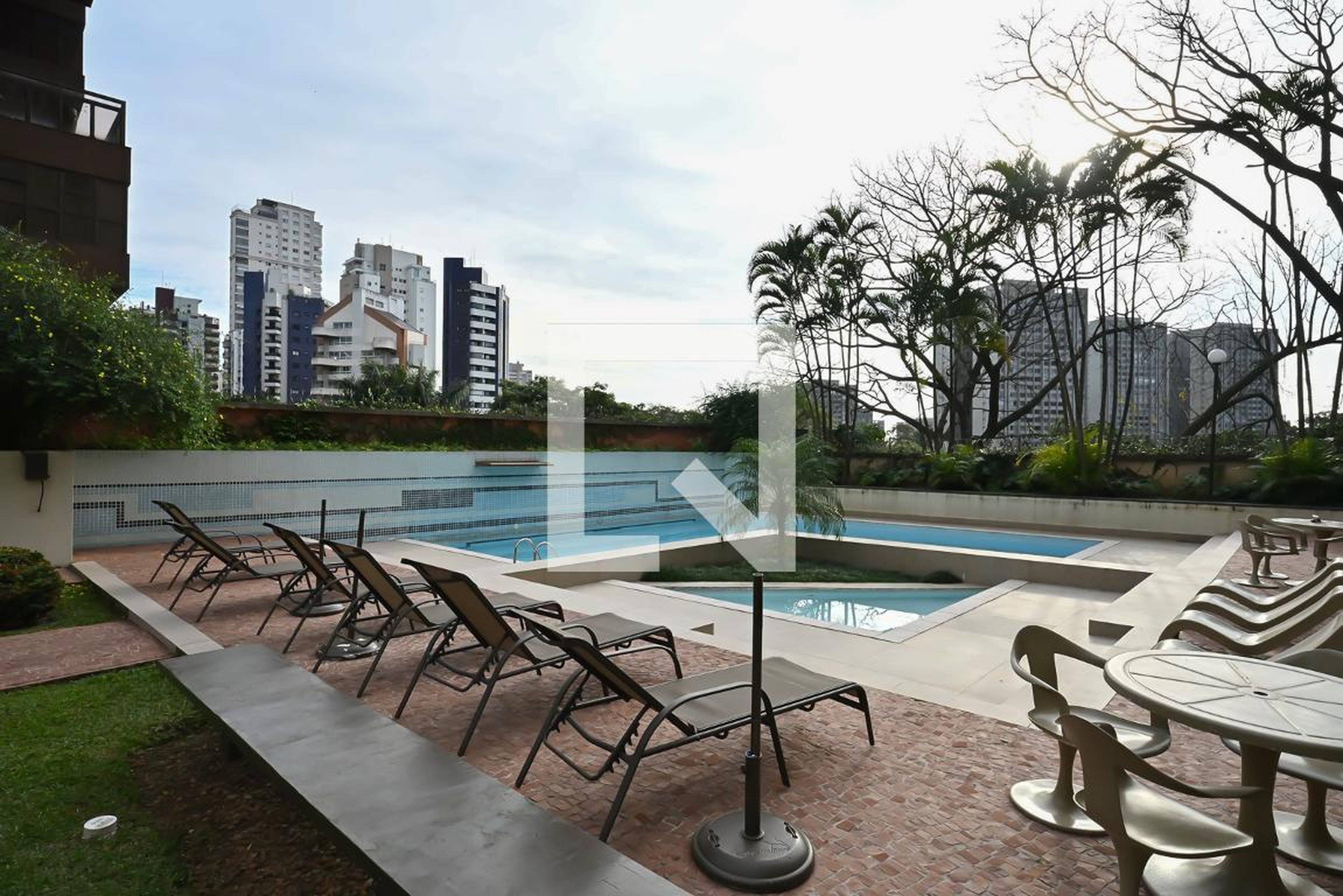 Piscina - Edifício Maison Rive Gauche