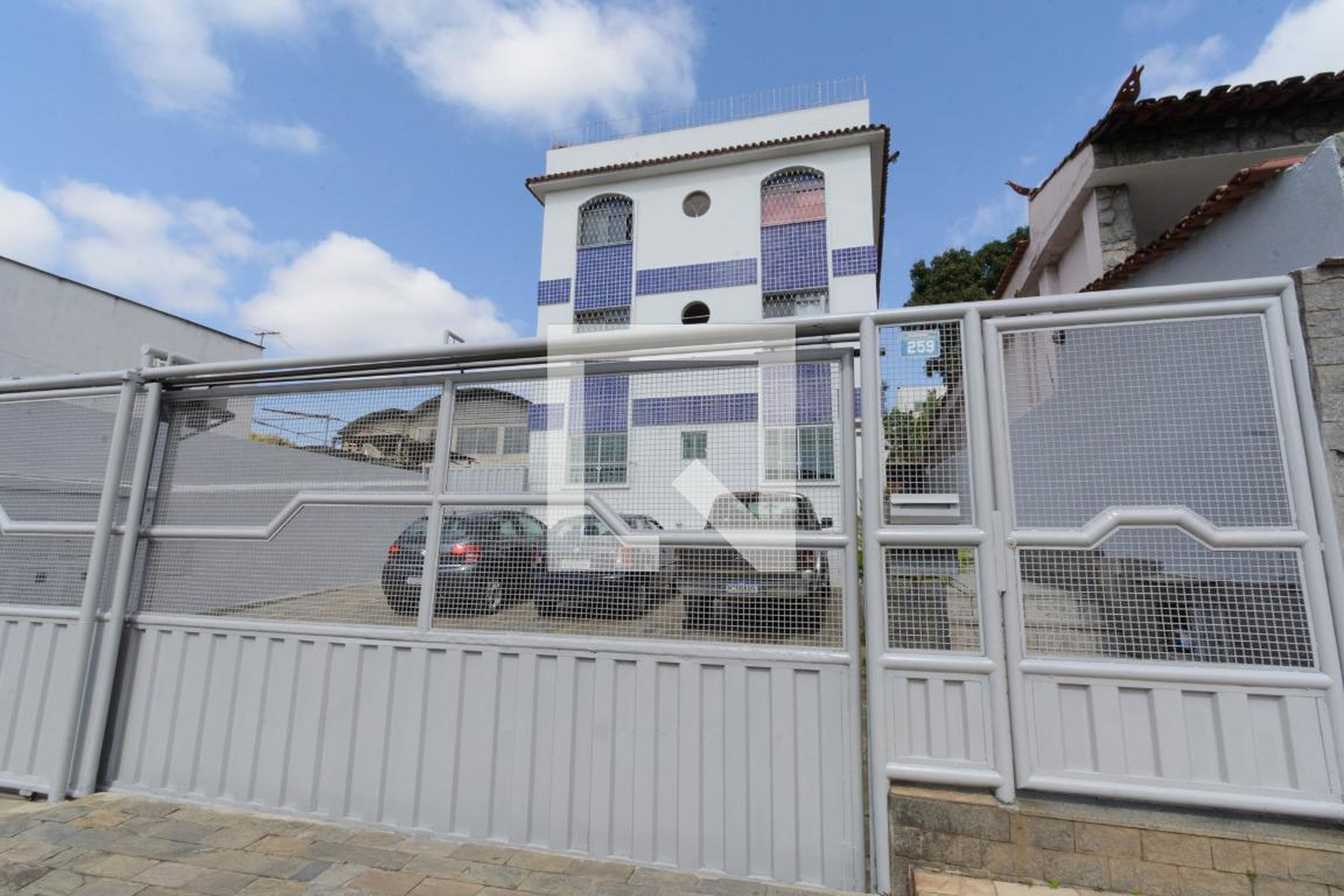 Fachada Condomínio em Rua João Lima, 259