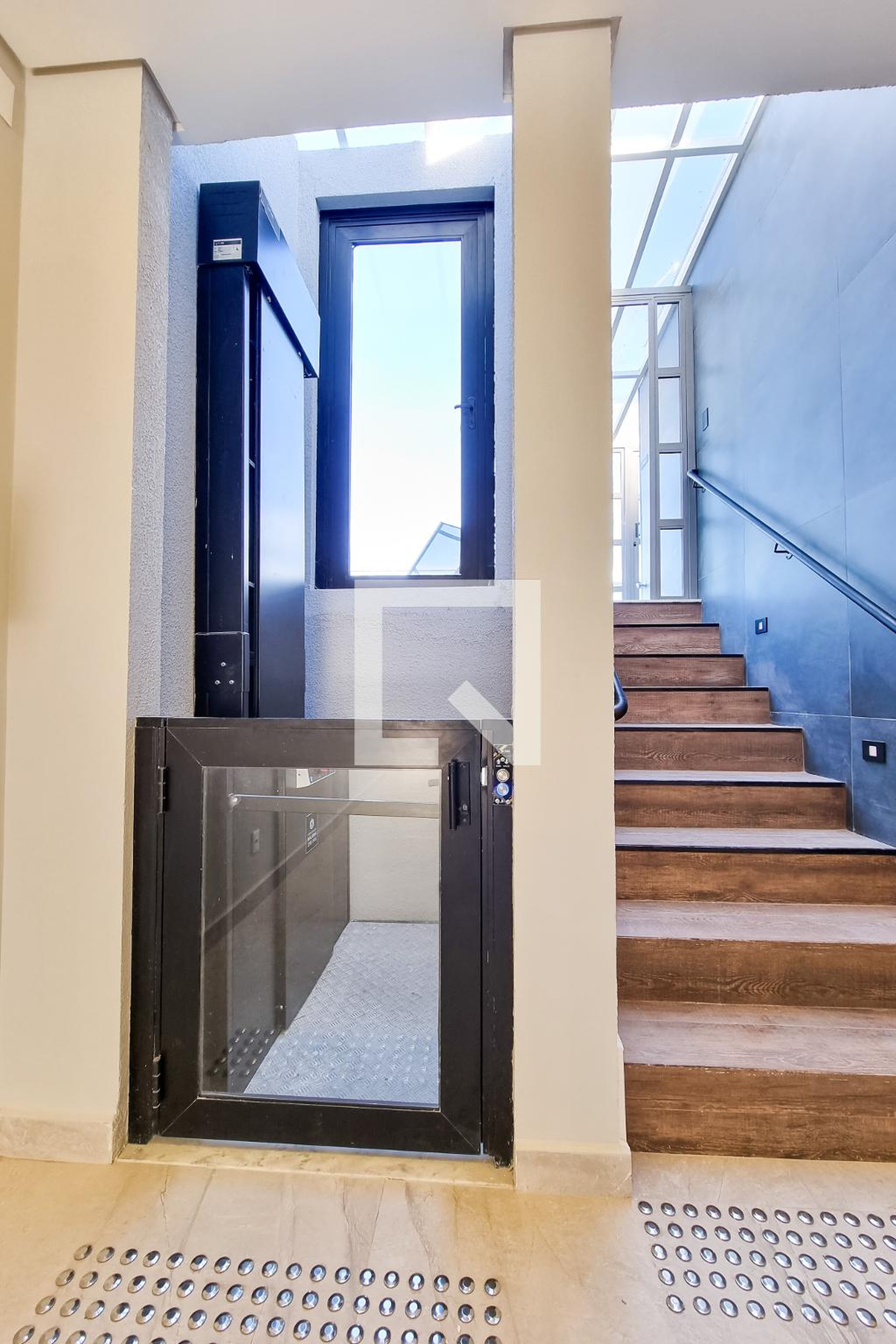 Elevador - Move Residence