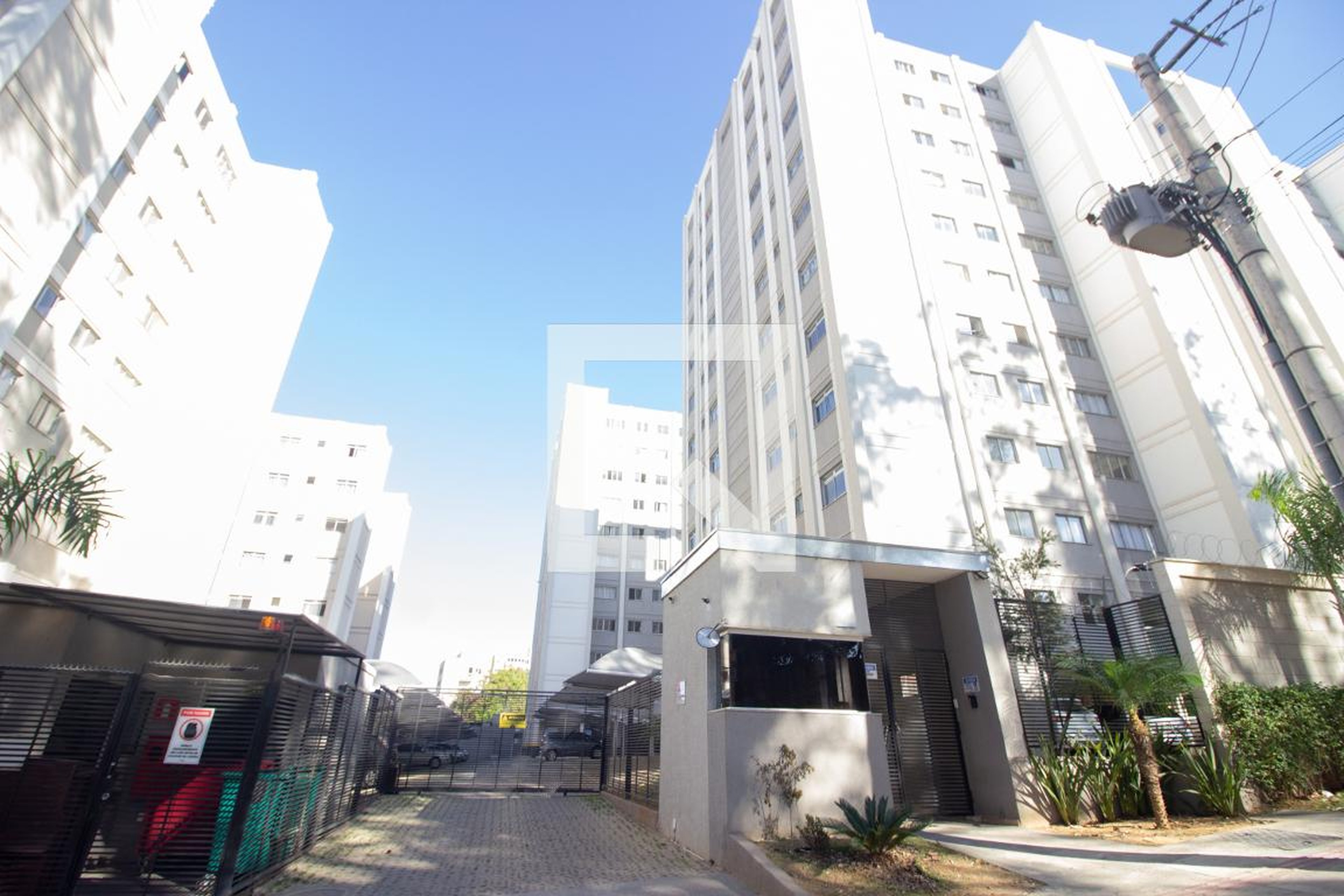 Fachada Condomínio em Rua Albert Schwaitzer, 401